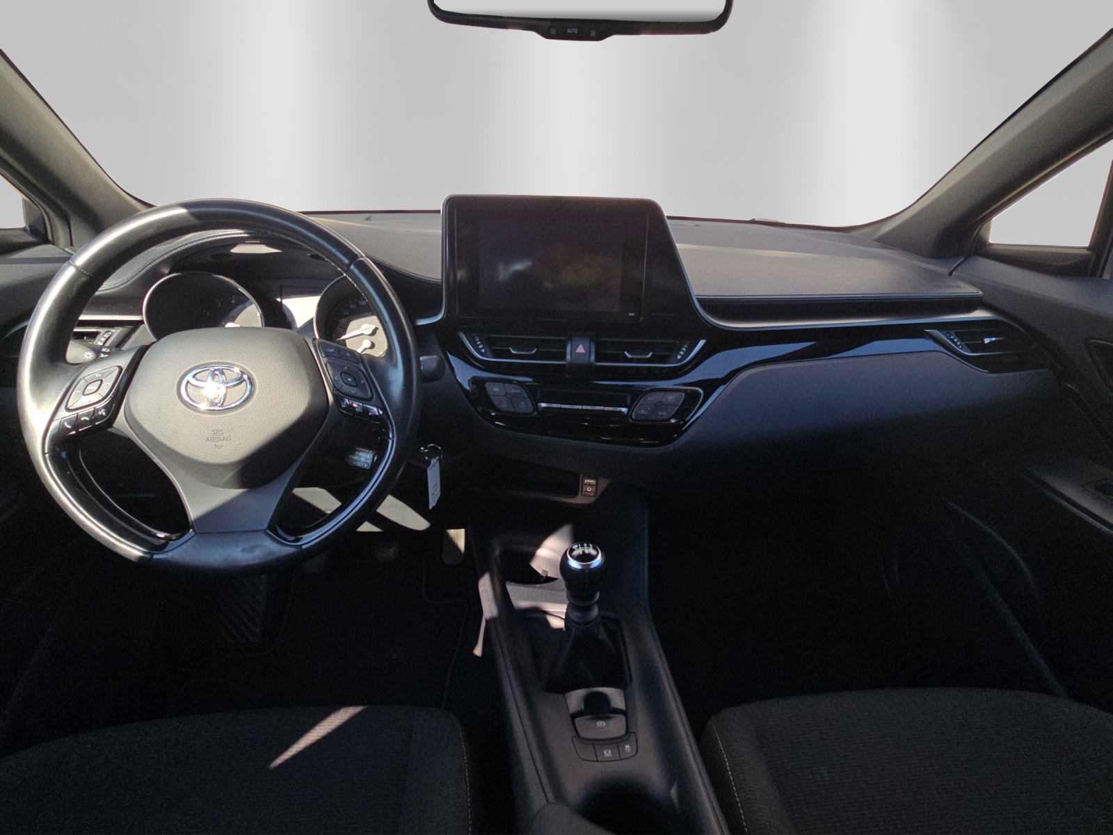 TOYOTA C-HR 1.2 T Comfort-image-10