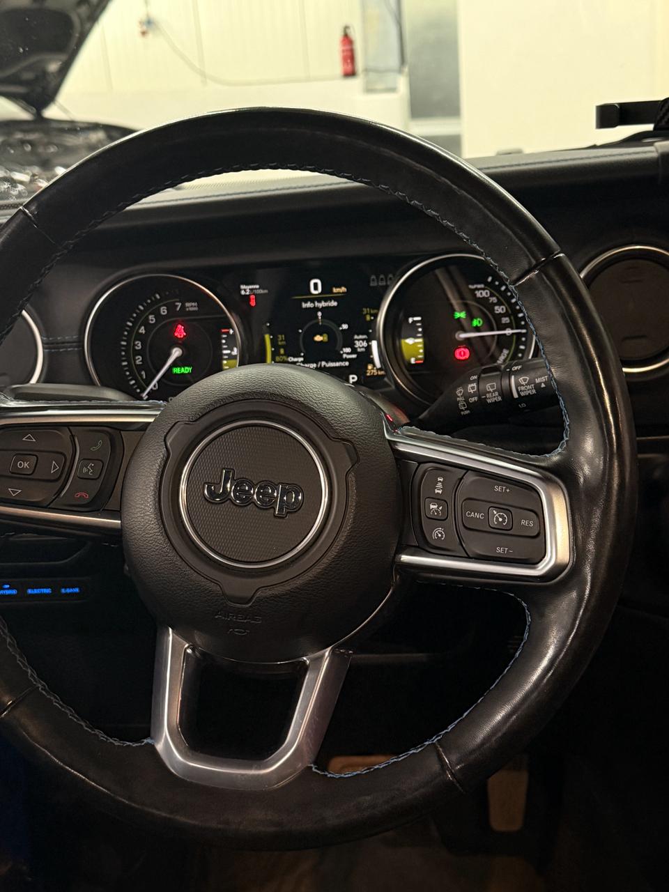 JEEP Wrangler 2.0 PHEV Unlimited Rubicon DT Automatic-image-17