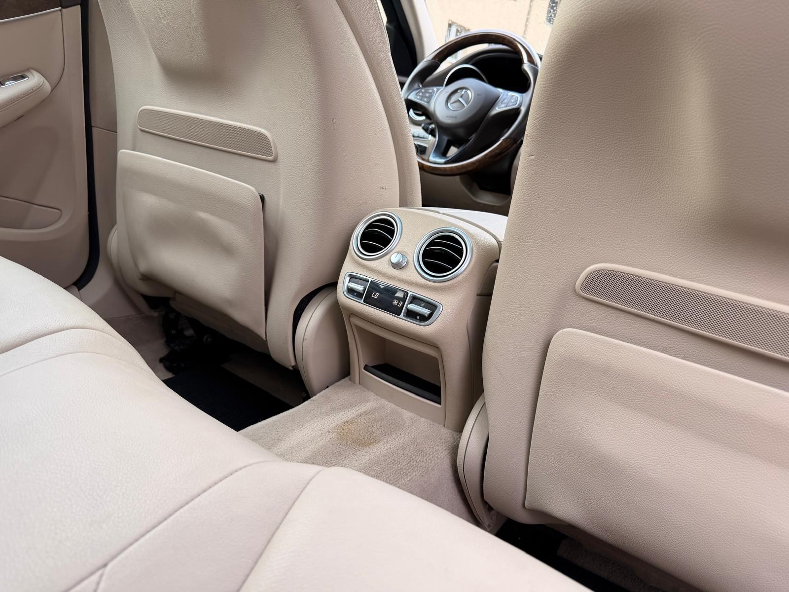 MERCEDES-BENZ C 400 Avantgarde 4Matic 7G-Tronic-image-10