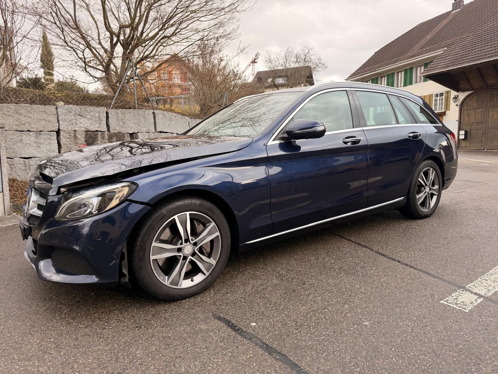 MERCEDES-BENZ C 400 Avantgarde 4Matic 7G-Tronic-image-0