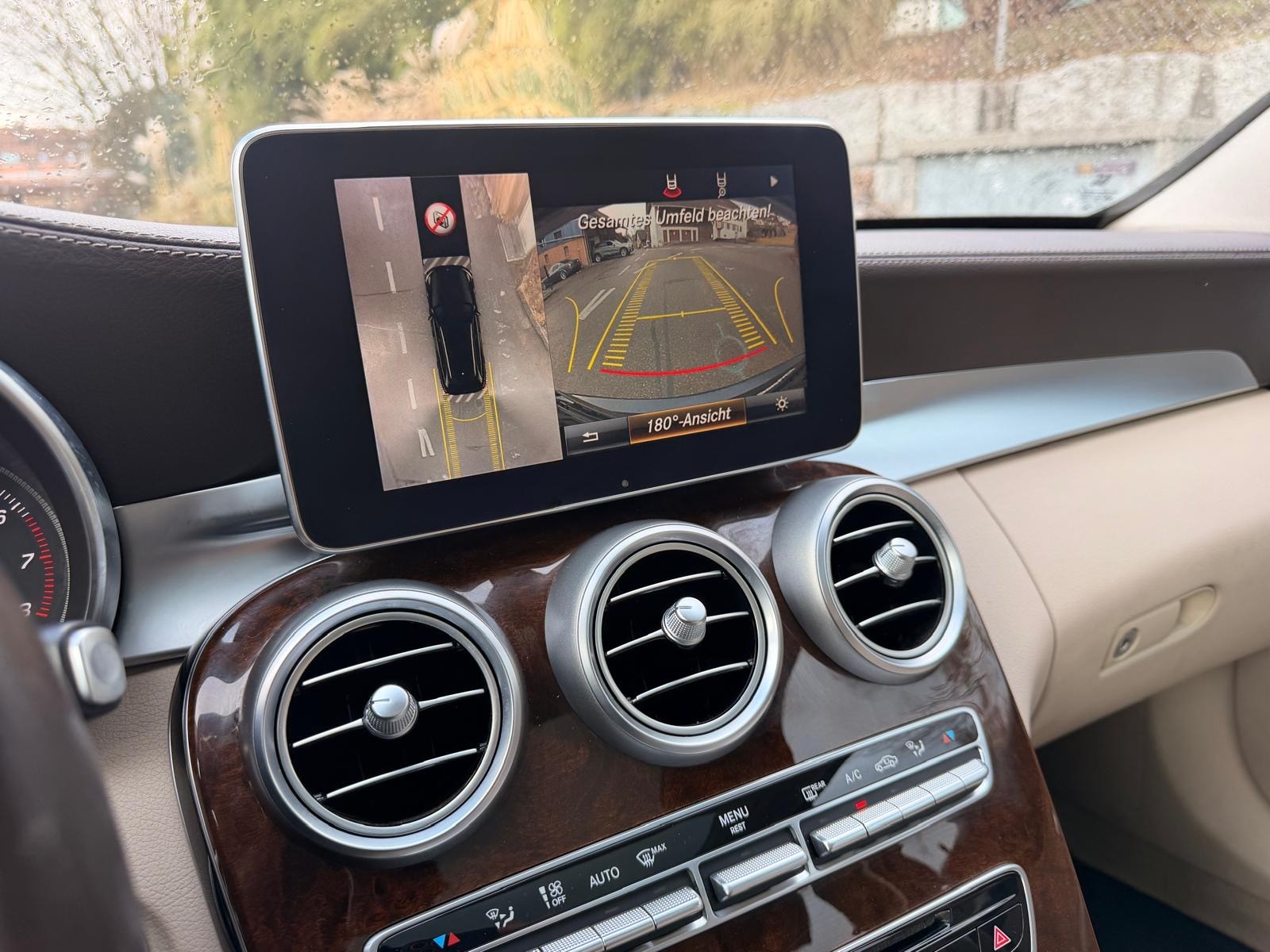 MERCEDES-BENZ C 400 Avantgarde 4Matic 7G-Tronic-image-14