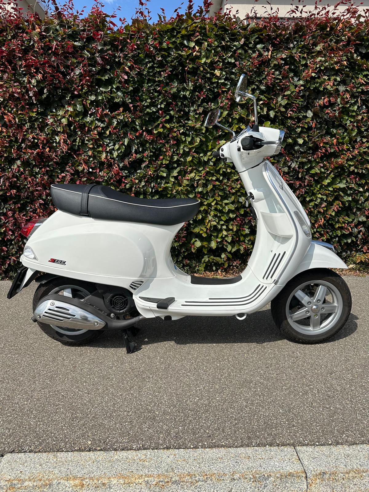 PIAGGIO Vespa 125 LXS