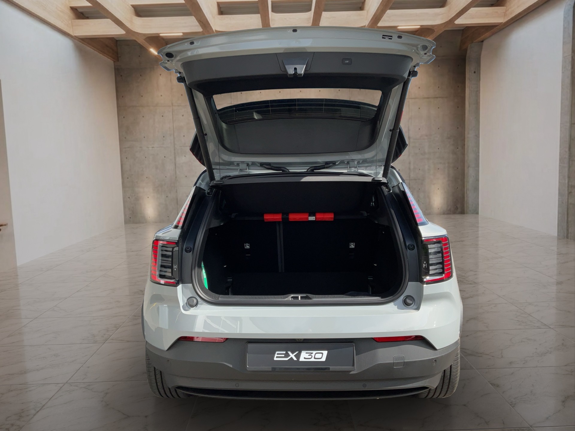 VOLVO EX30 E60 Twin Ultra Performance AWD-image-12
