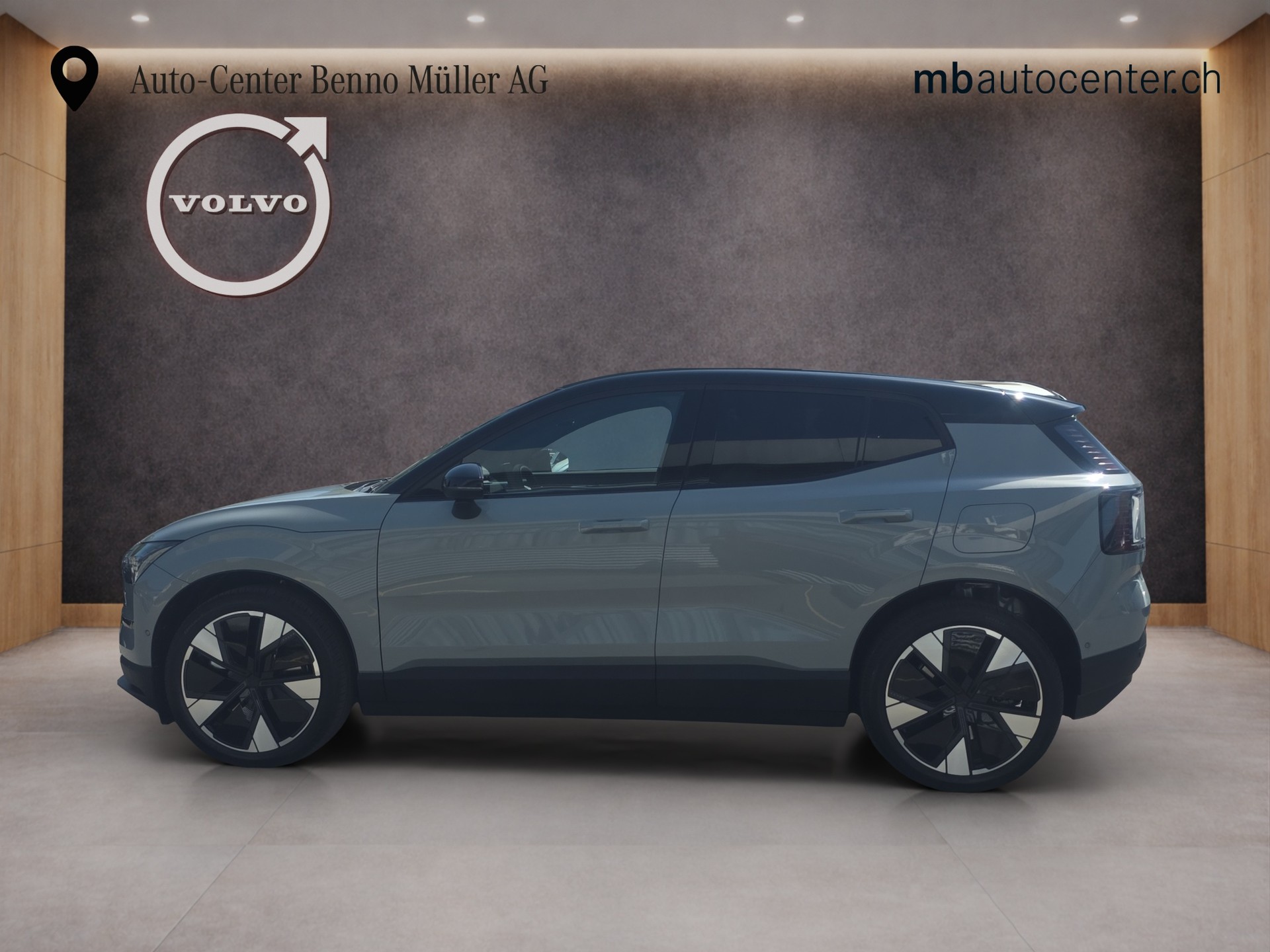 VOLVO EX30 E60 Twin Ultra Performance AWD-image-1