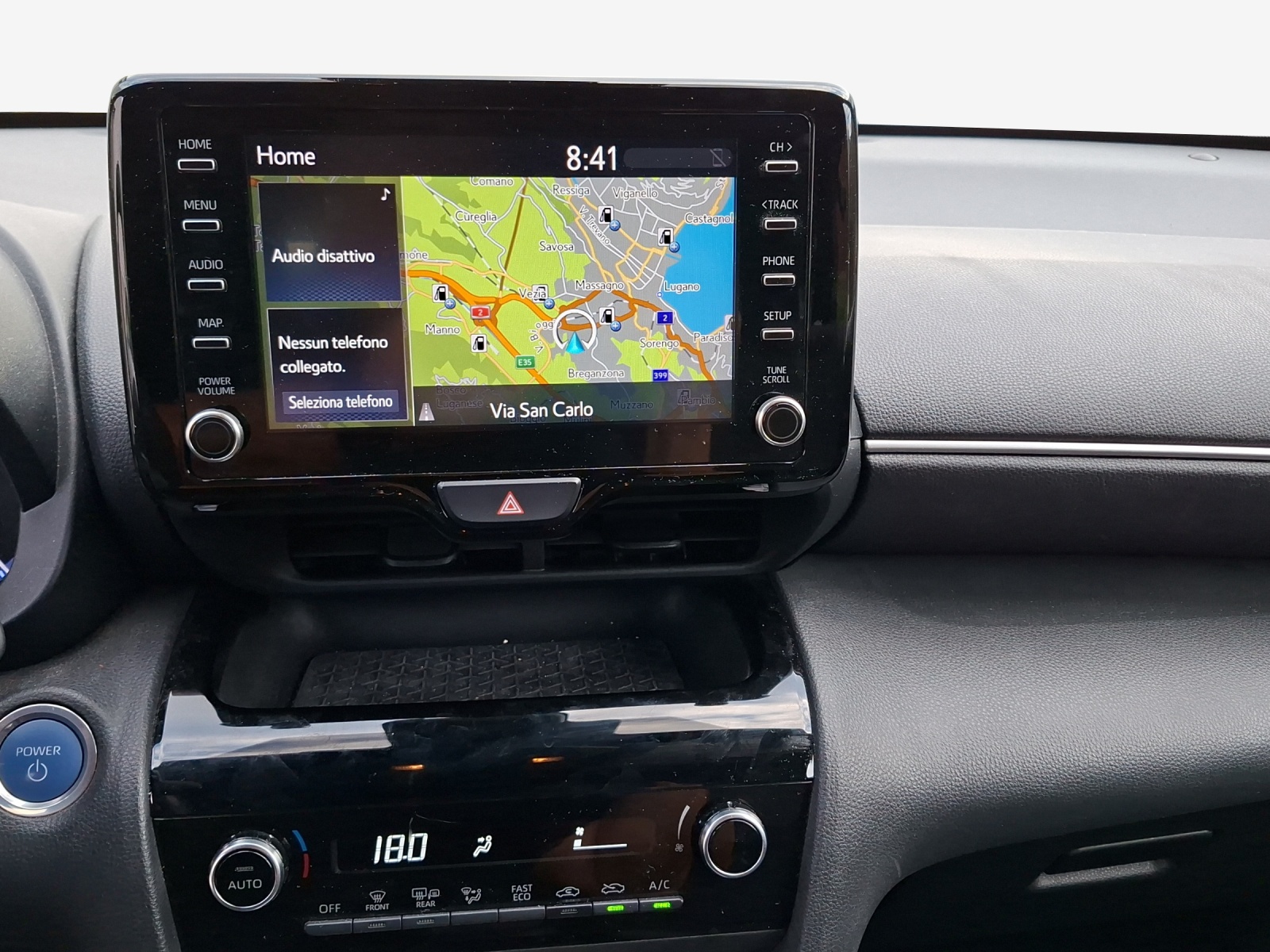 TOYOTA Yaris Cross 1.5 Trend e-CVT AWDi-image-10