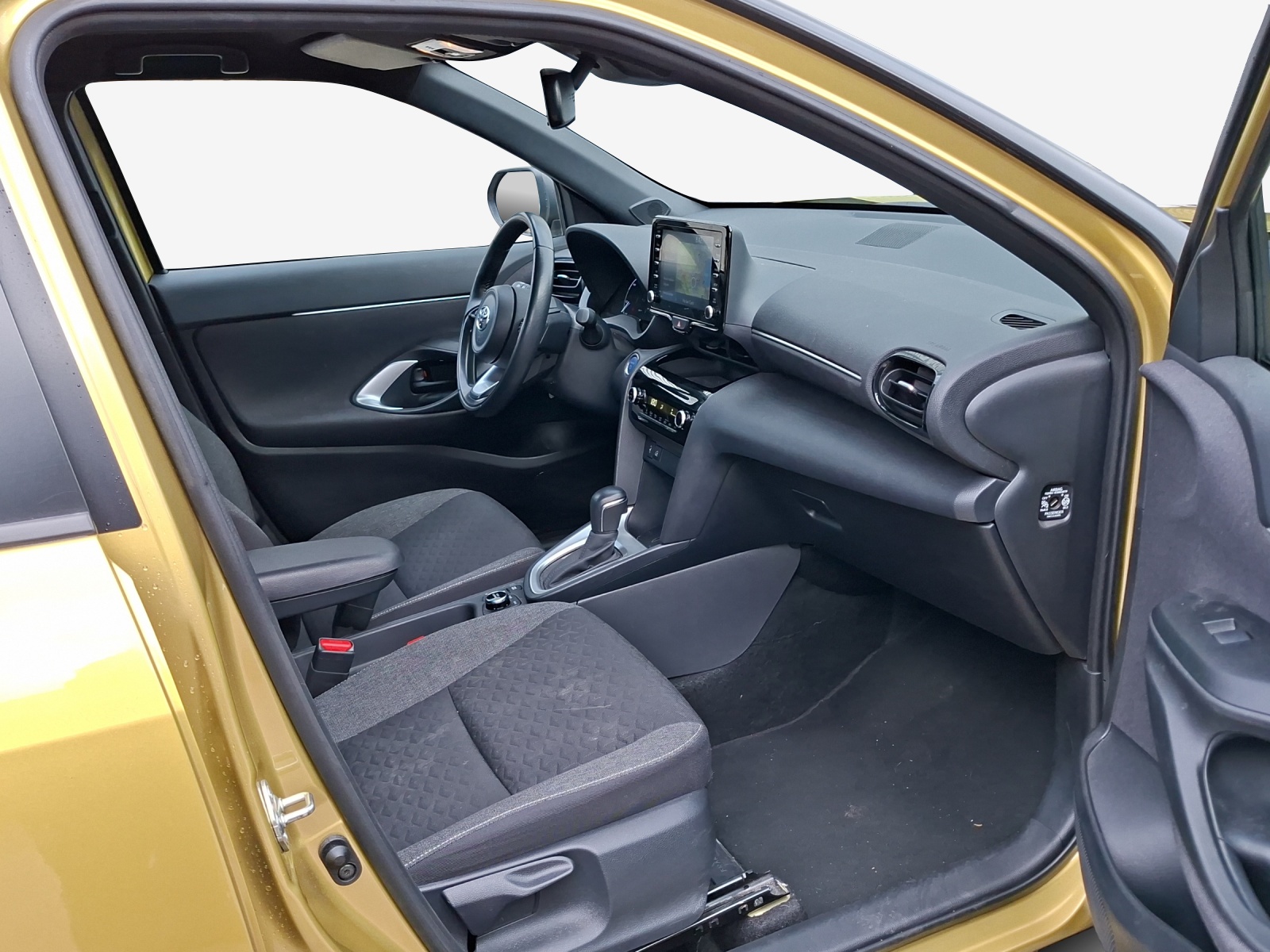 TOYOTA Yaris Cross 1.5 Trend e-CVT AWDi-image-14