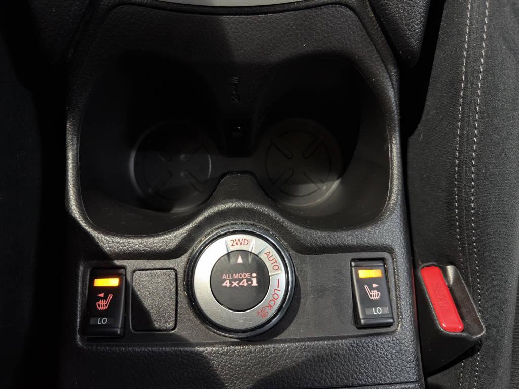 NISSAN X-Trail 2.0 dCi Acenta 4x4-image-12