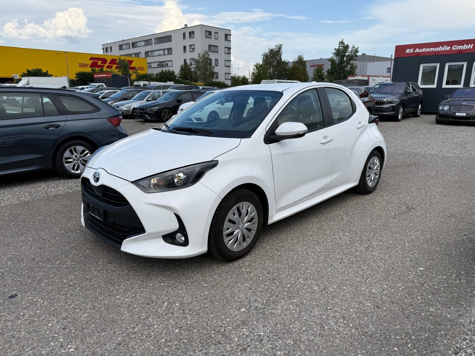 TOYOTA Yaris 1.5 VVT-i HSD Comfort-image-6