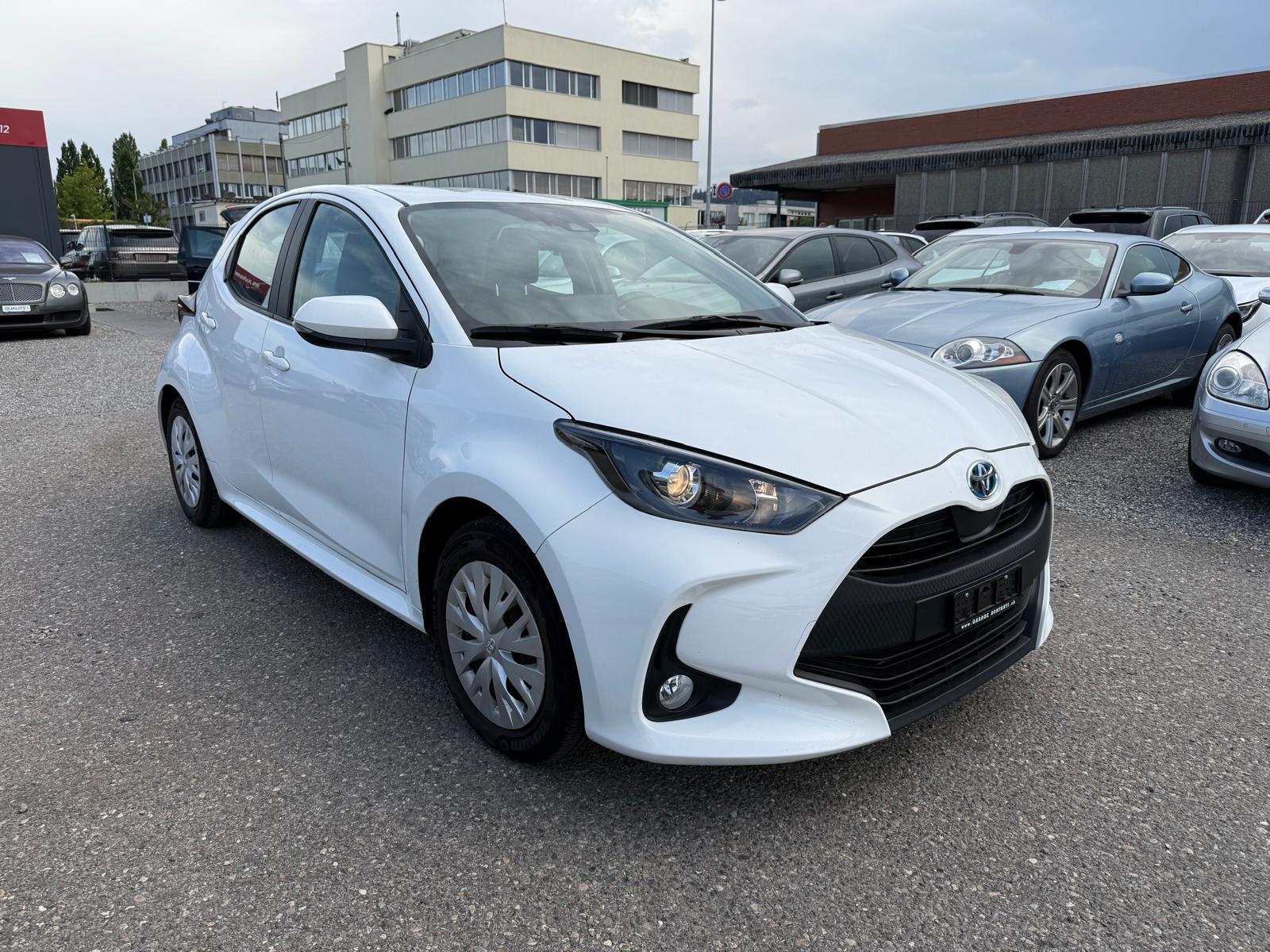 TOYOTA Yaris 1.5 VVT-i HSD Comfort-image-2