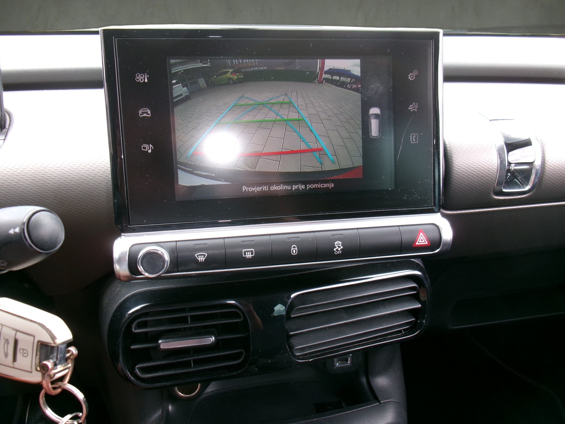 CITROEN C4 Cactus 1.2 e-THP Feel-image-8