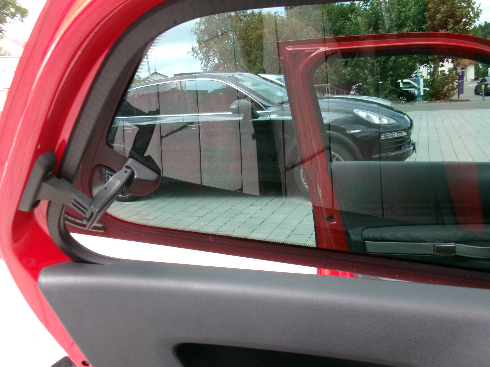 CITROEN C4 Cactus 1.2 e-THP Feel-image-11