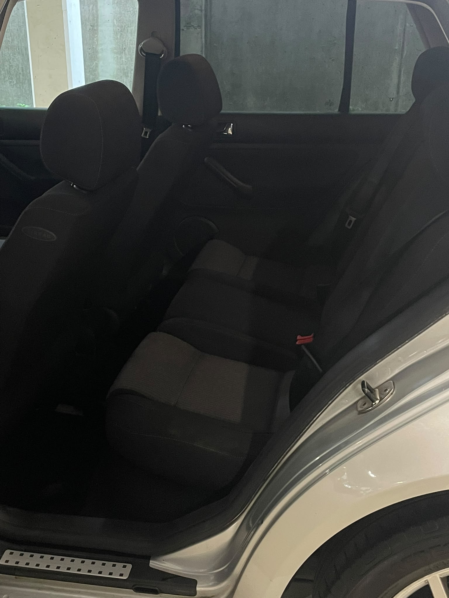 VW Golf 1.6 Pacific Automatic-image-5