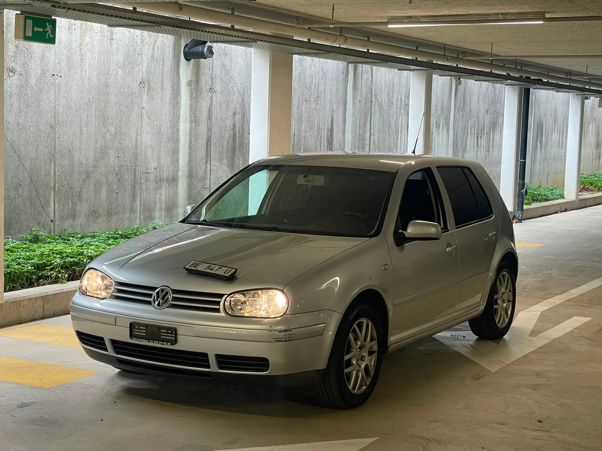 VW Golf 1.6 Pacific Automatic-image-0