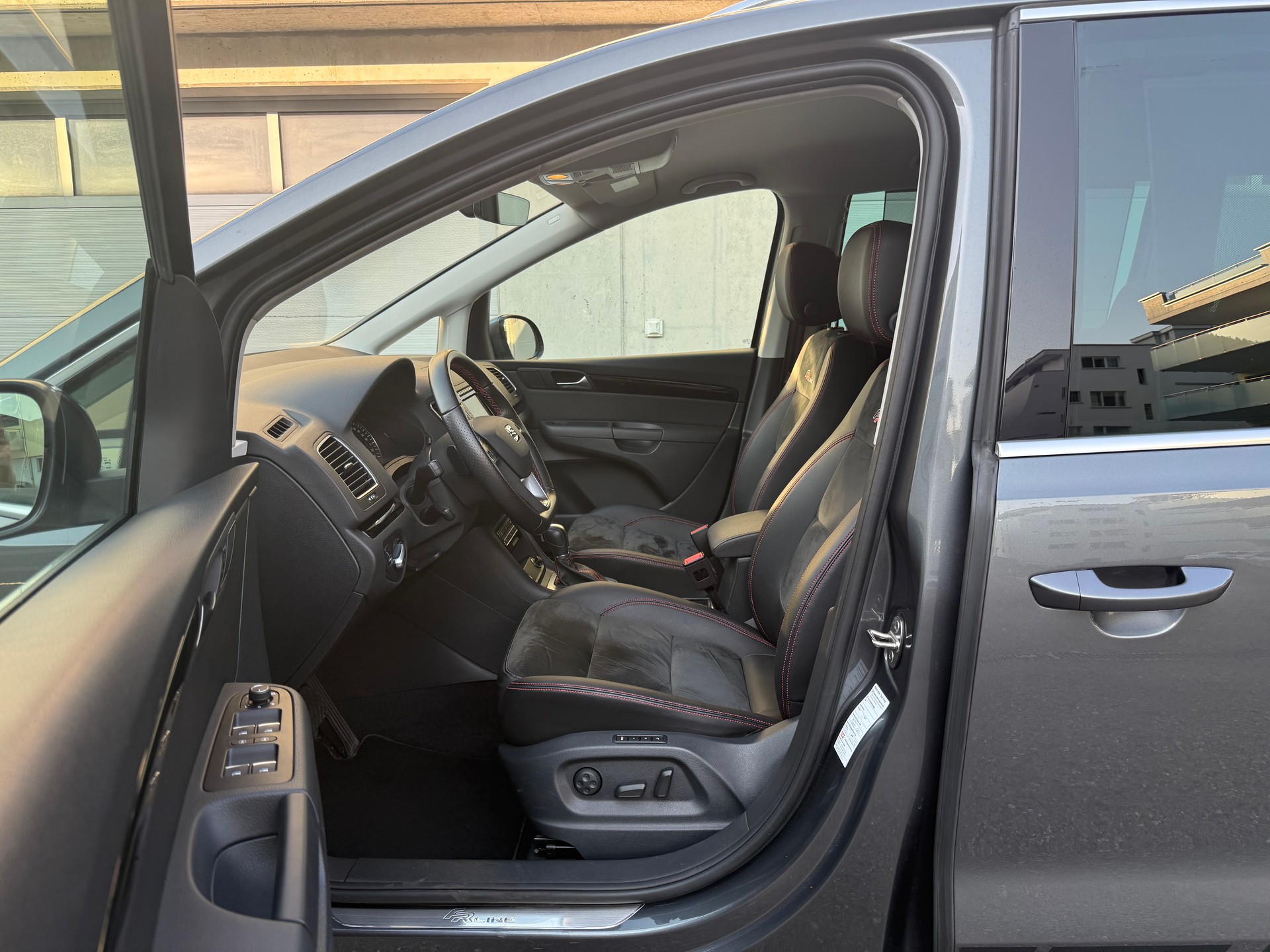 SEAT Alhambra 2.0 TDI FR Line 4Drive-image-9