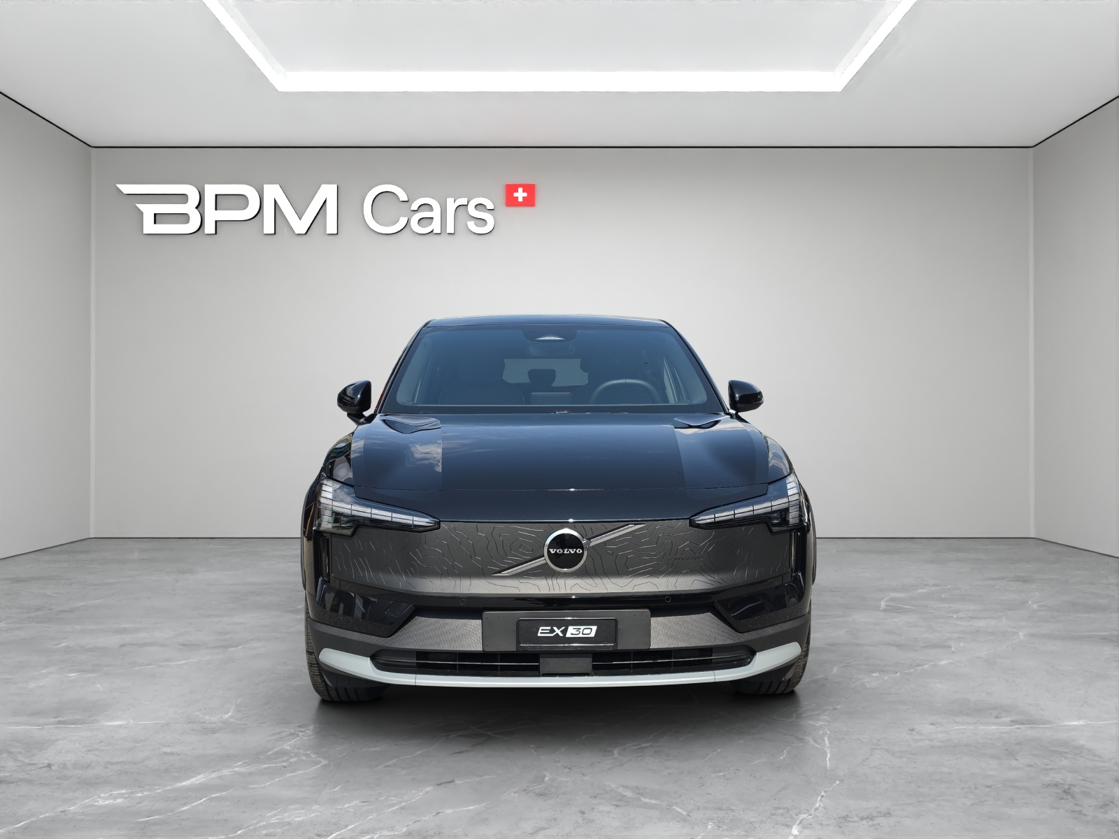 VOLVO EX30 Cross Country P8 69 kWh AWD Plus-image-6