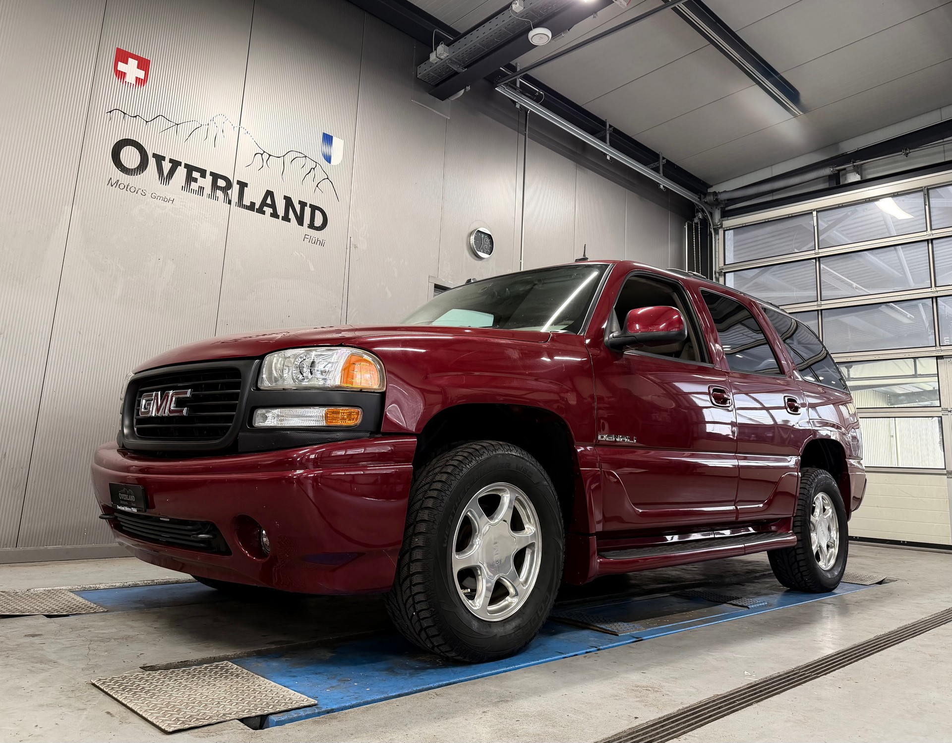 GMC DENALI 6.0 VORTEC V8 4X4-image-7