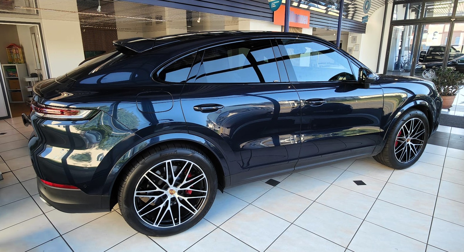 PORSCHE Cayenne Coupé S Tiptronic-image-3