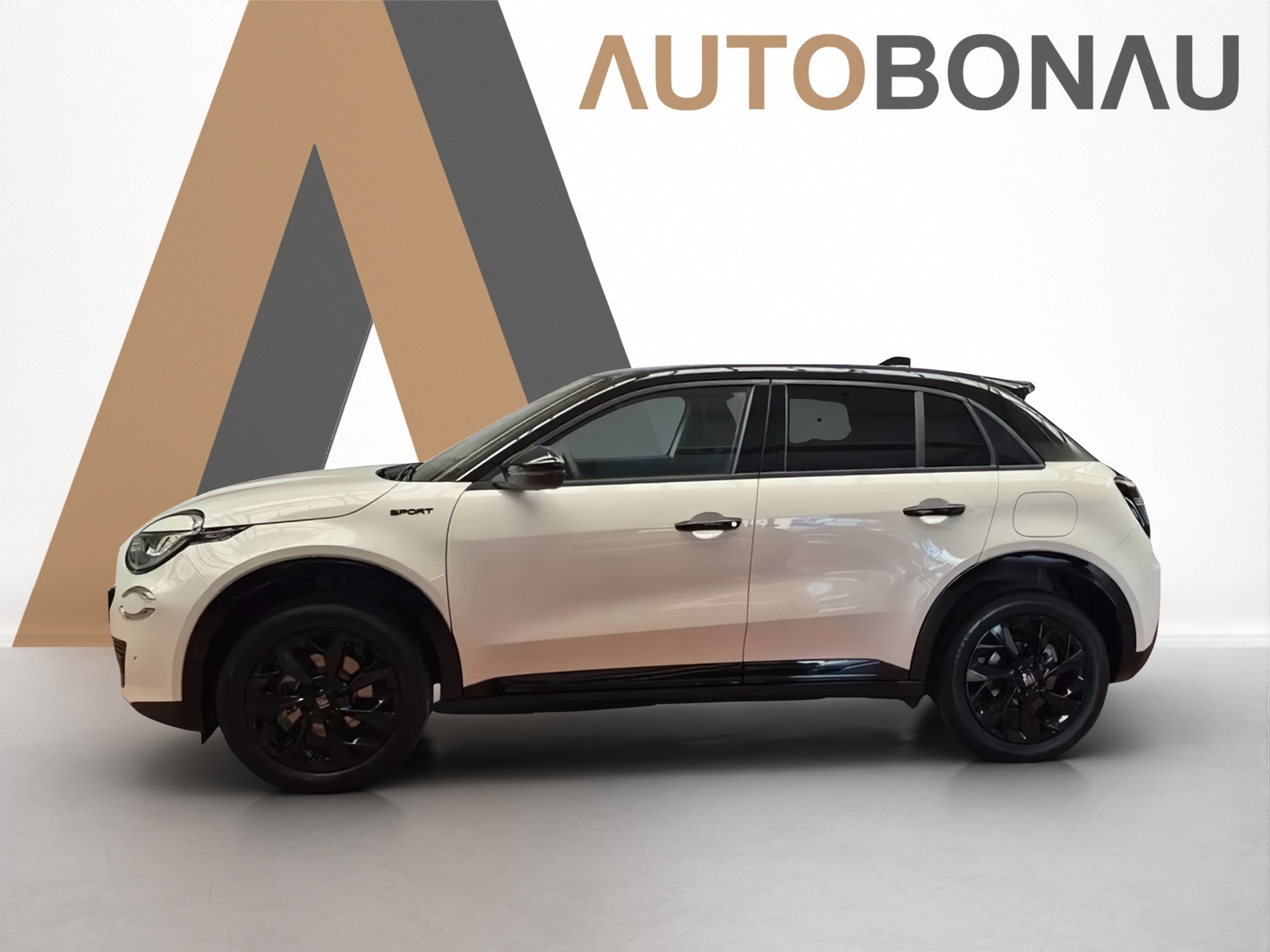 FIAT 600 1.2 Hybrid 145 Sport-image-54