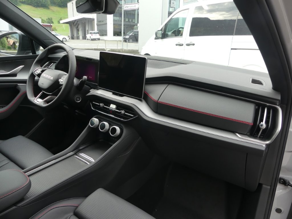 SKODA Kodiaq 2.0 TSI RS 4x4-image-9