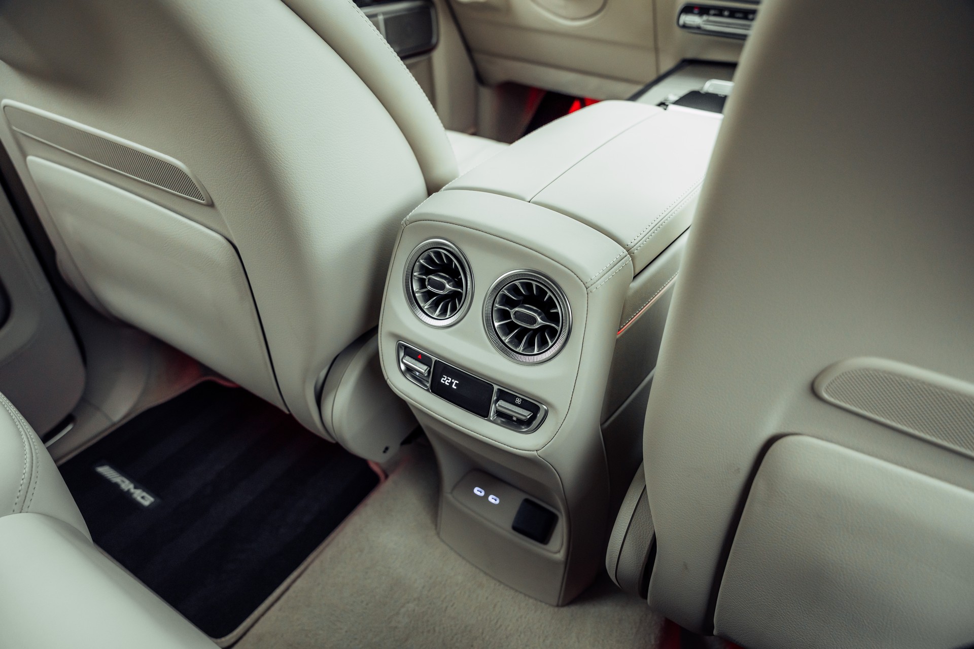 MERCEDES-BENZ G 63 AMG Speedshift Plus G-Tronic MY26 MANUFAKTUR Kalaharigold magno-image-17