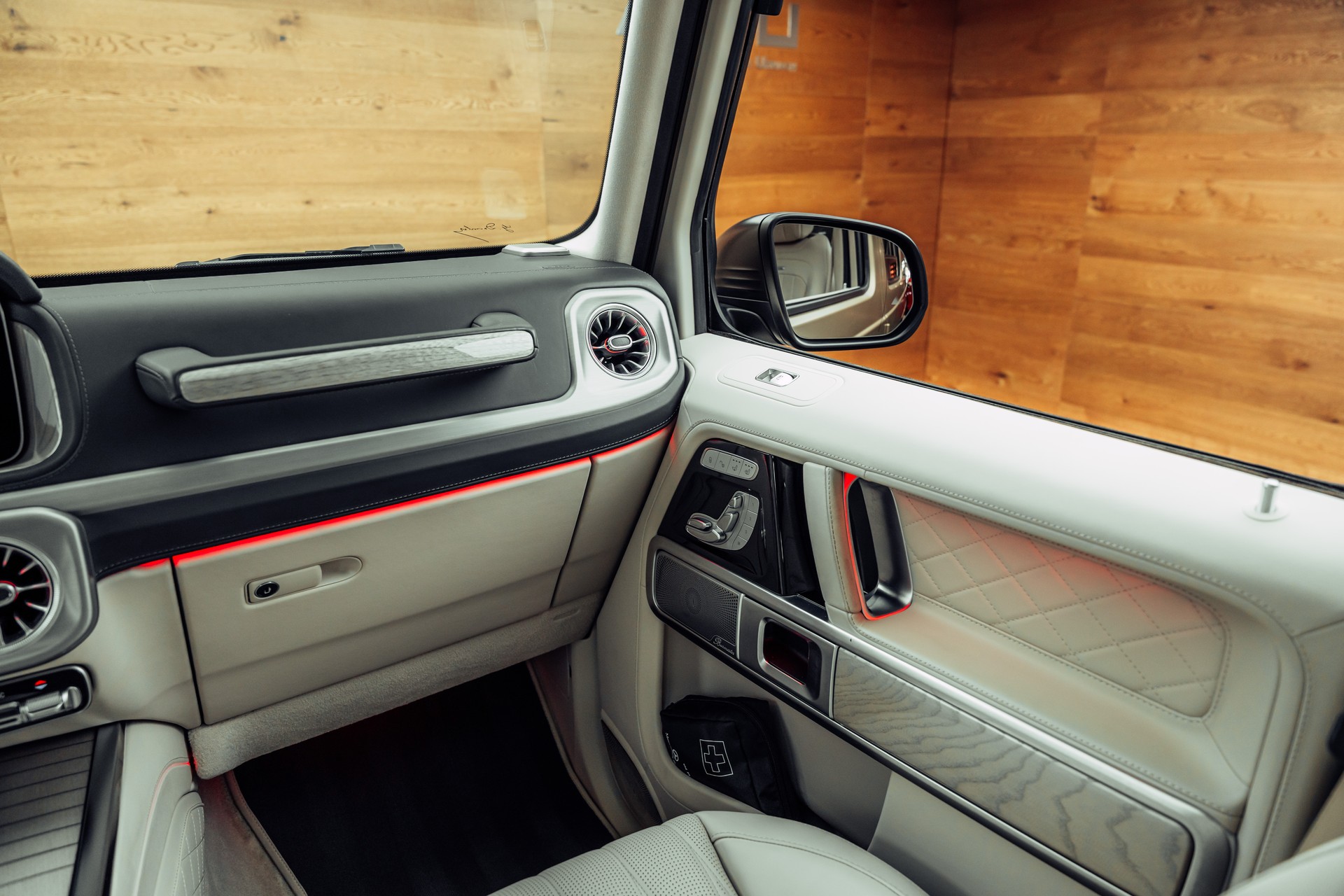 MERCEDES-BENZ G 63 AMG Speedshift Plus G-Tronic MY26 MANUFAKTUR Kalaharigold magno-image-9