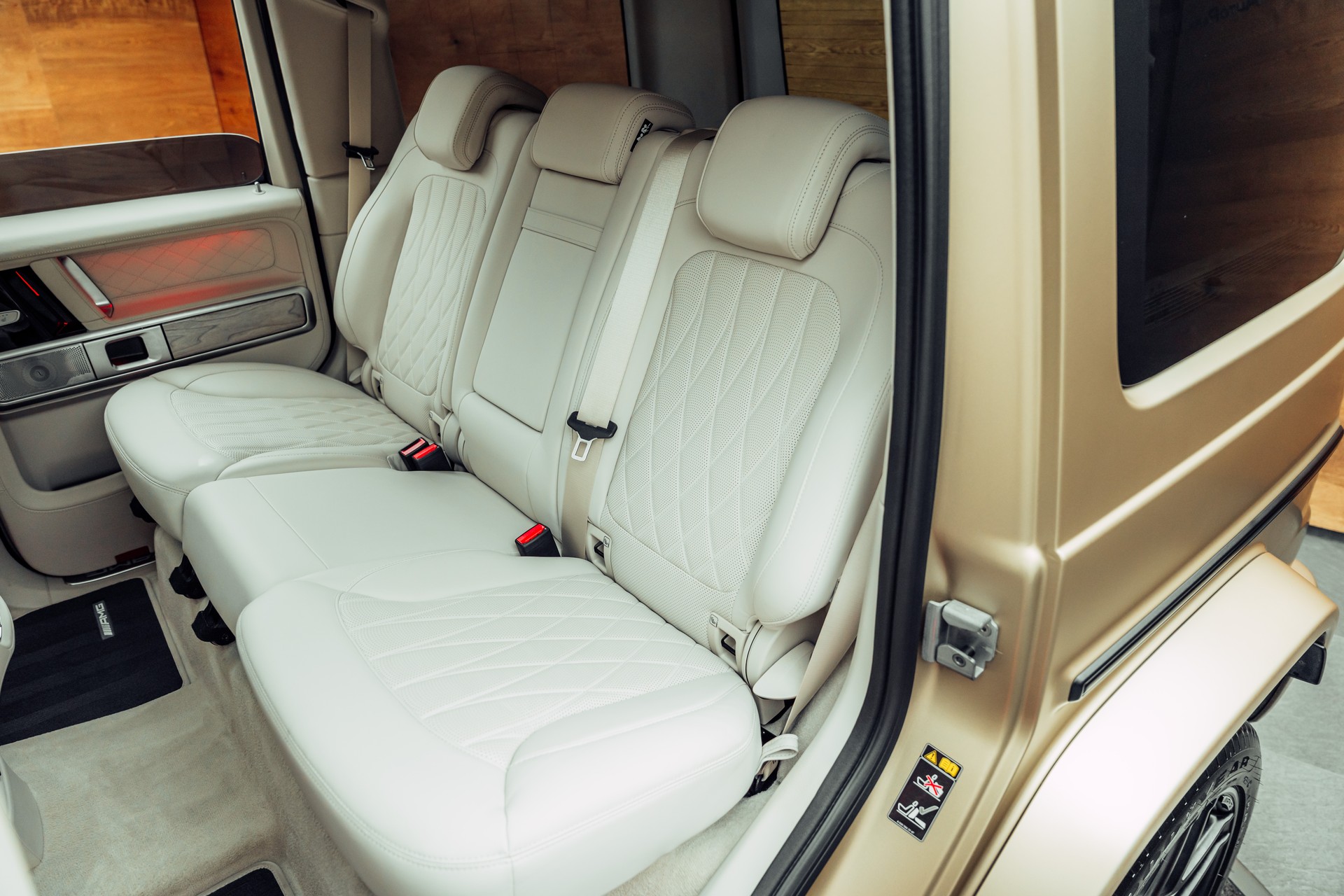 MERCEDES-BENZ G 63 AMG Speedshift Plus G-Tronic MY26 MANUFAKTUR Kalaharigold magno-image-7