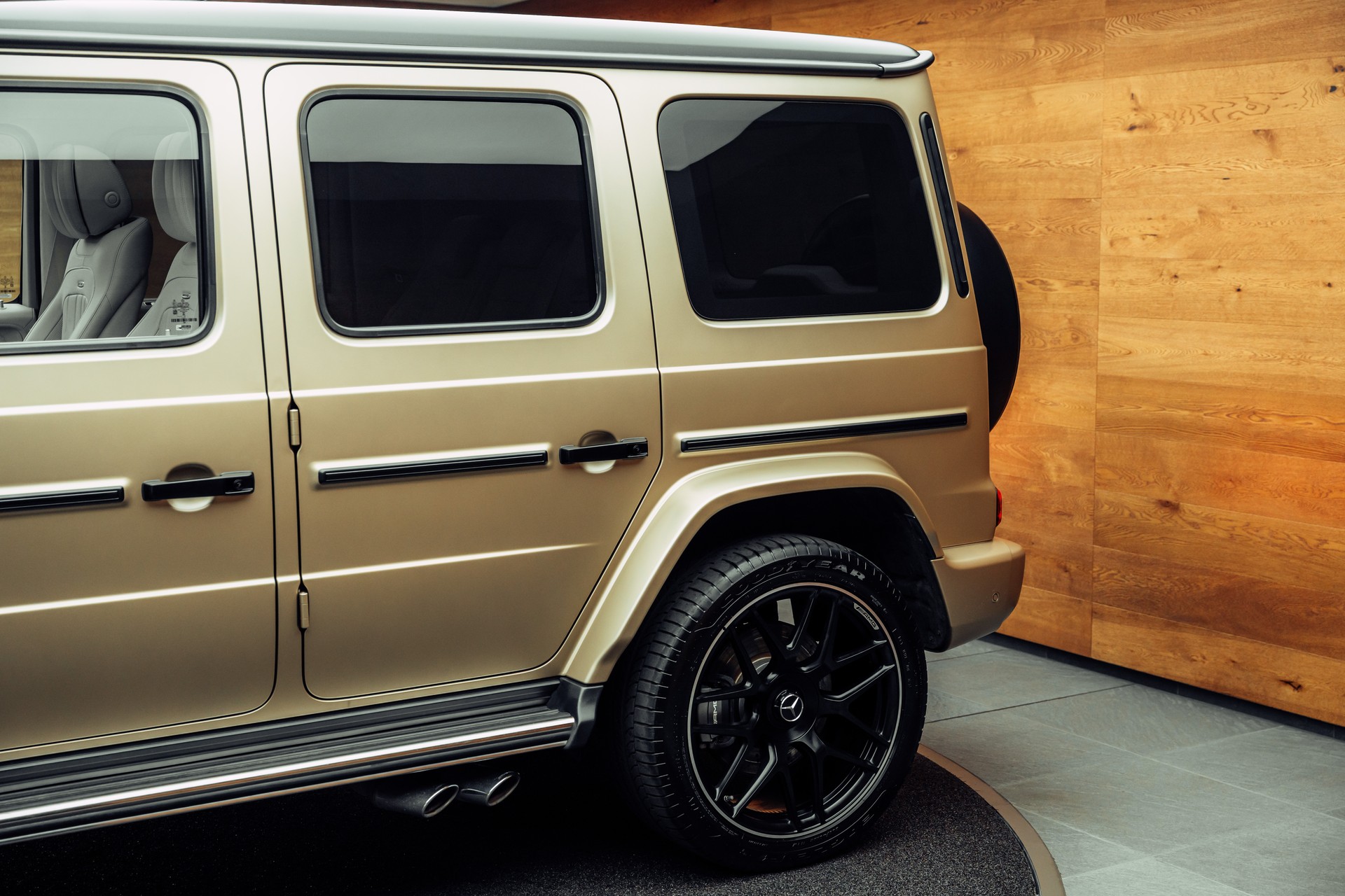 MERCEDES-BENZ G 63 AMG Speedshift Plus G-Tronic MY26 MANUFAKTUR Kalaharigold magno-image-21