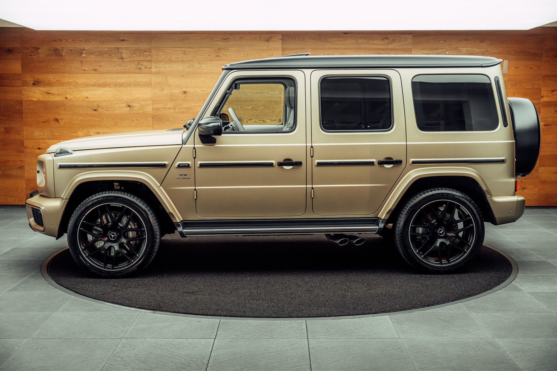 MERCEDES-BENZ G 63 AMG Speedshift Plus G-Tronic MY26 MANUFAKTUR Kalaharigold magno-image-8