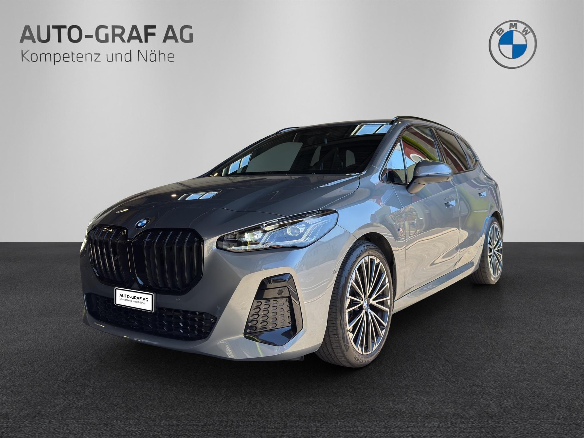 BMW 223i xDrive Active Tourer-image-0