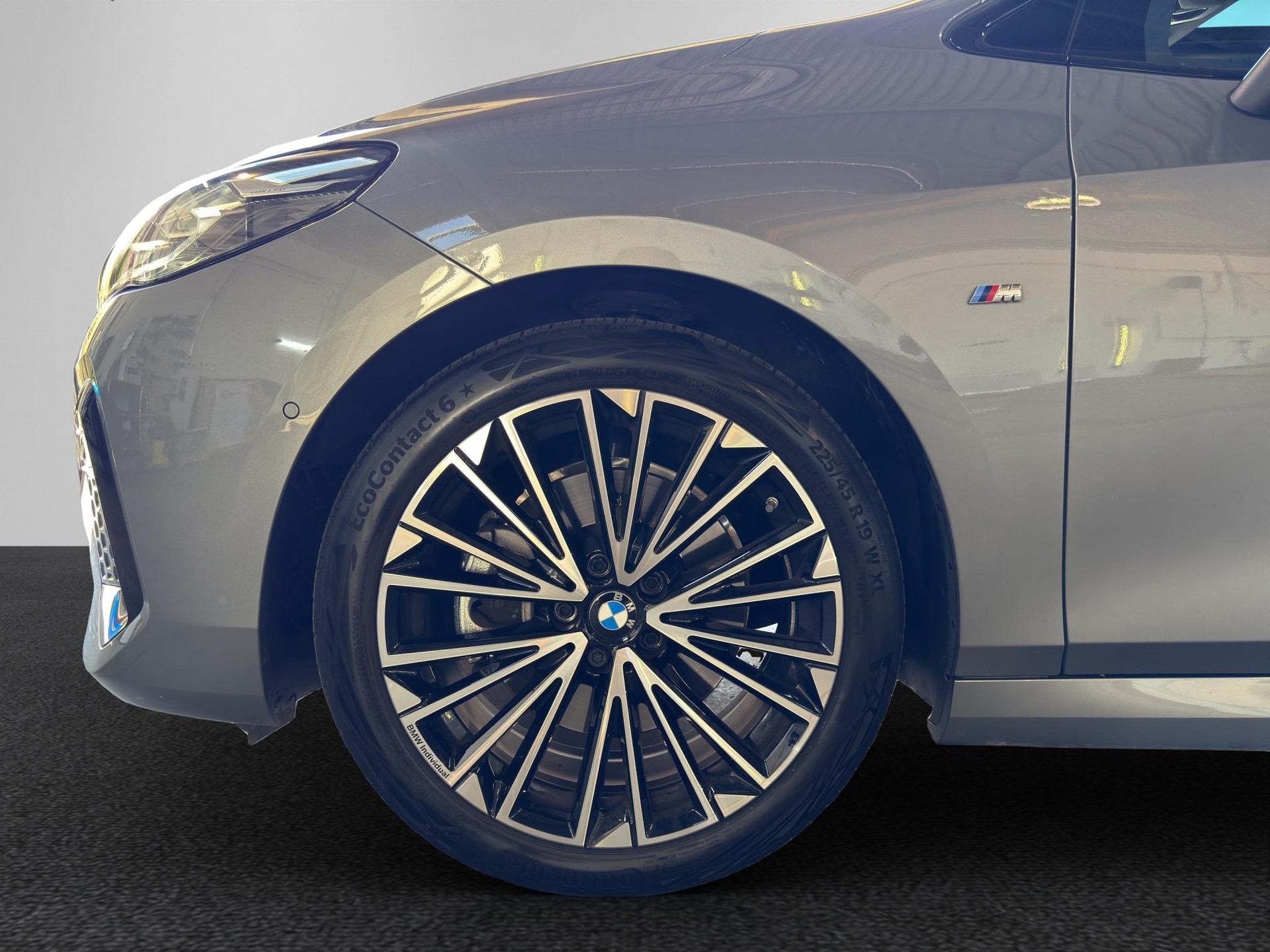 BMW 223i xDrive Active Tourer-image-9