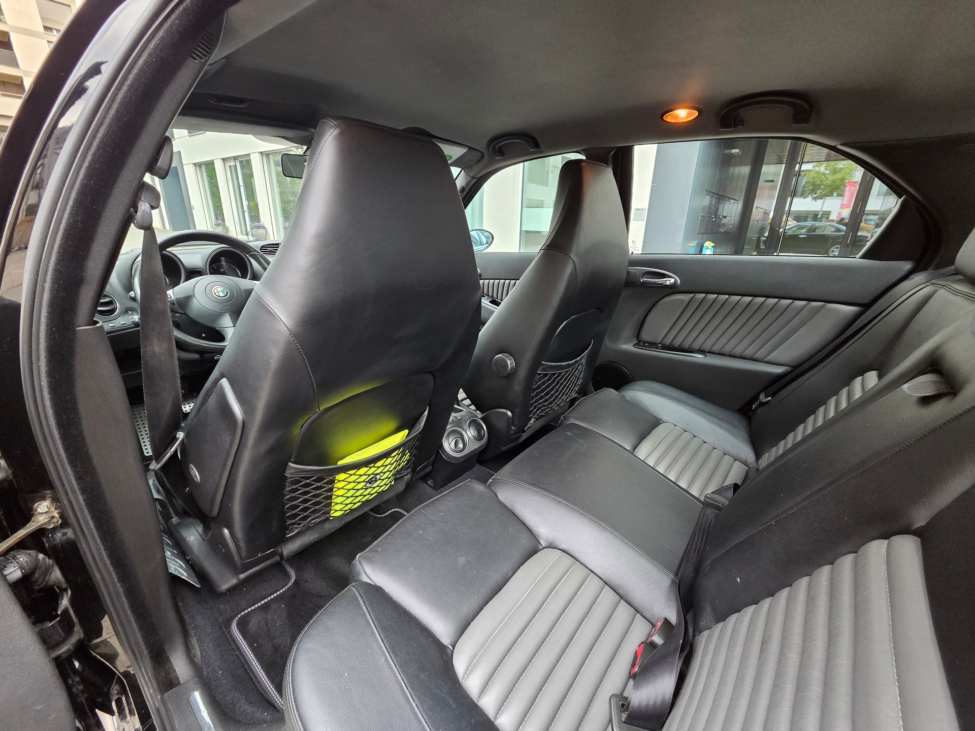 ALFA ROMEO 156 3.2 V6 GTA-image-13