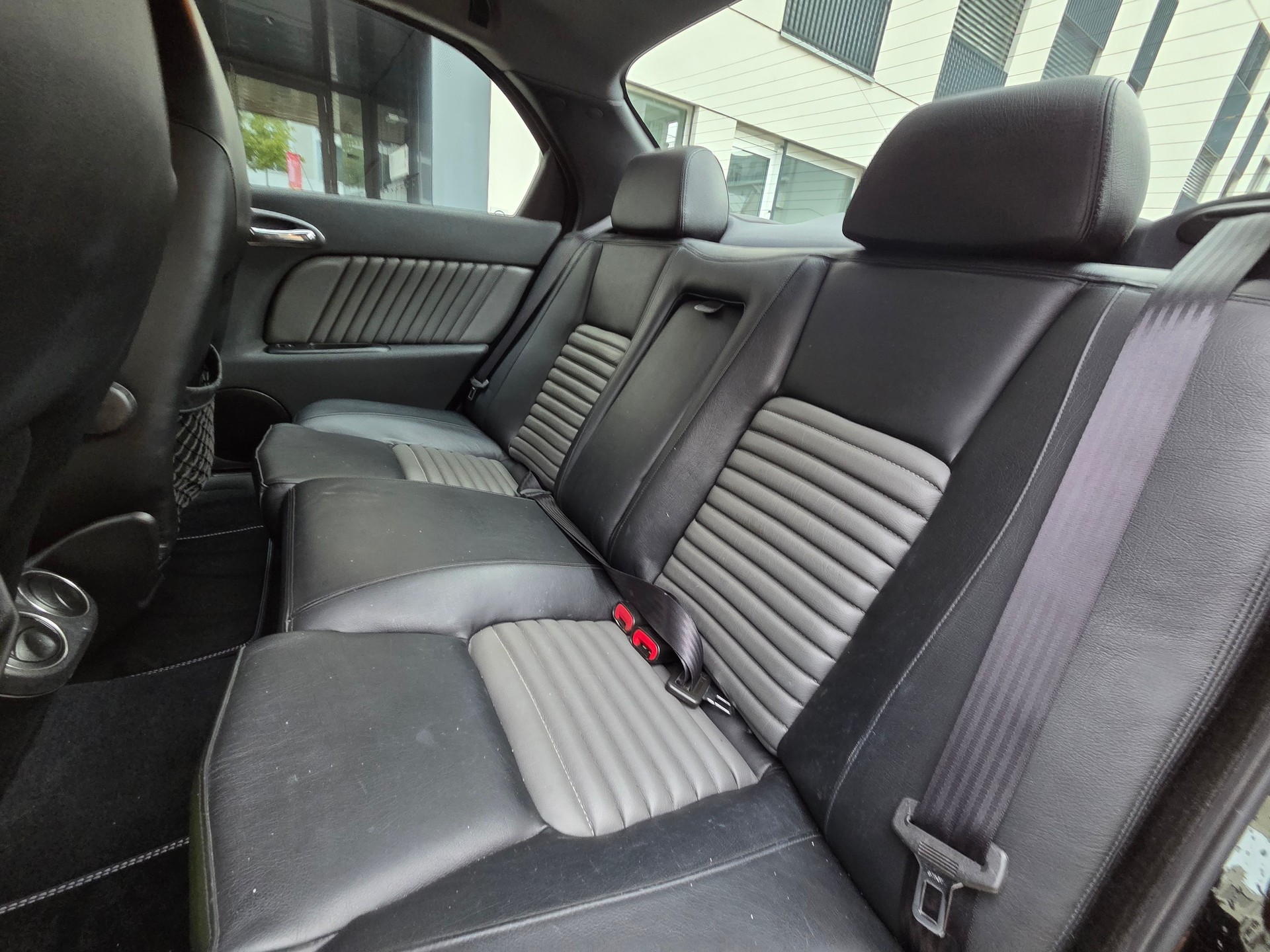 ALFA ROMEO 156 3.2 V6 GTA-image-14