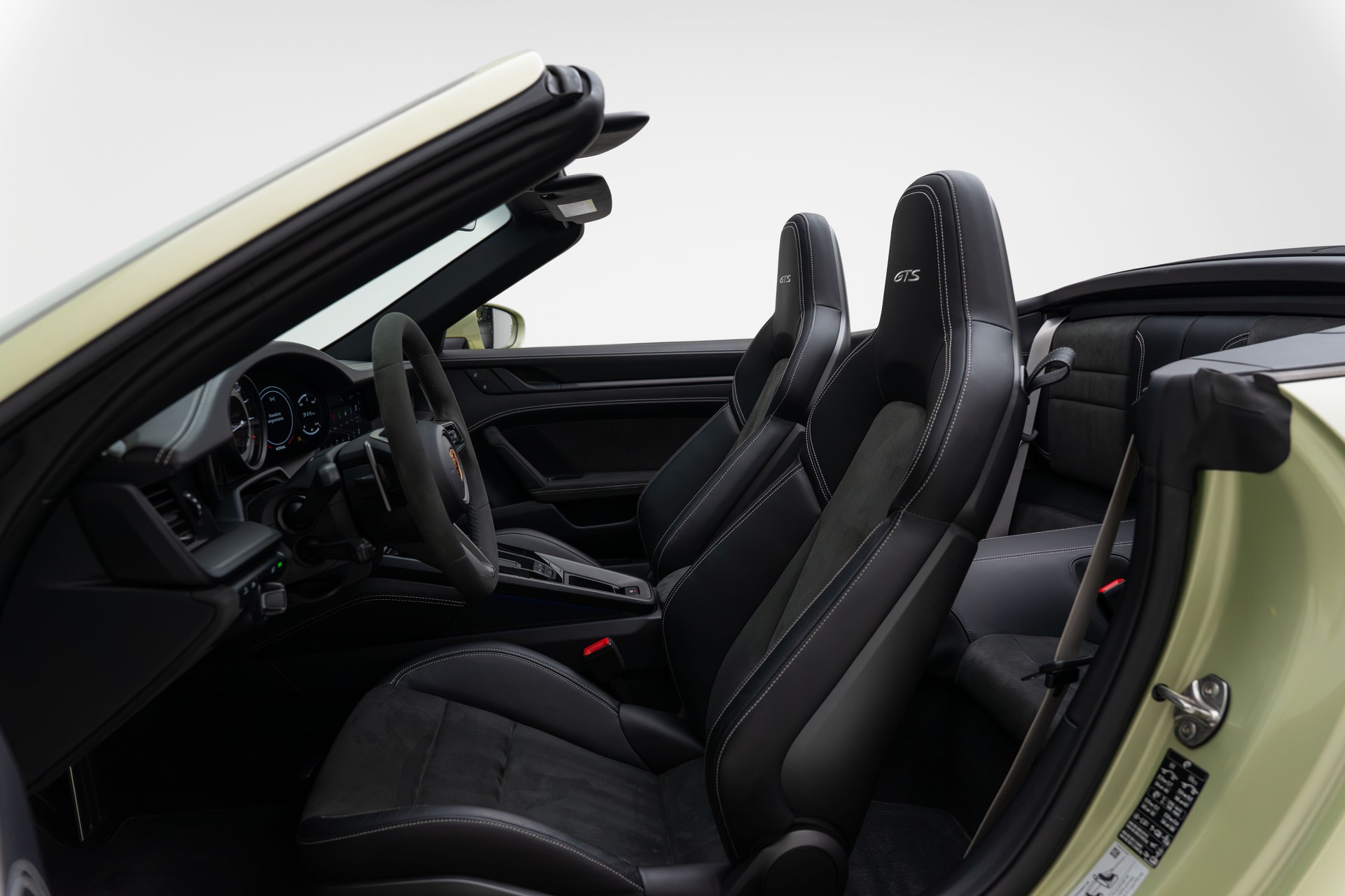 PORSCHE 911 Carrera GTS Cabriolet PDK - PTS Sonderlackierung-image-23