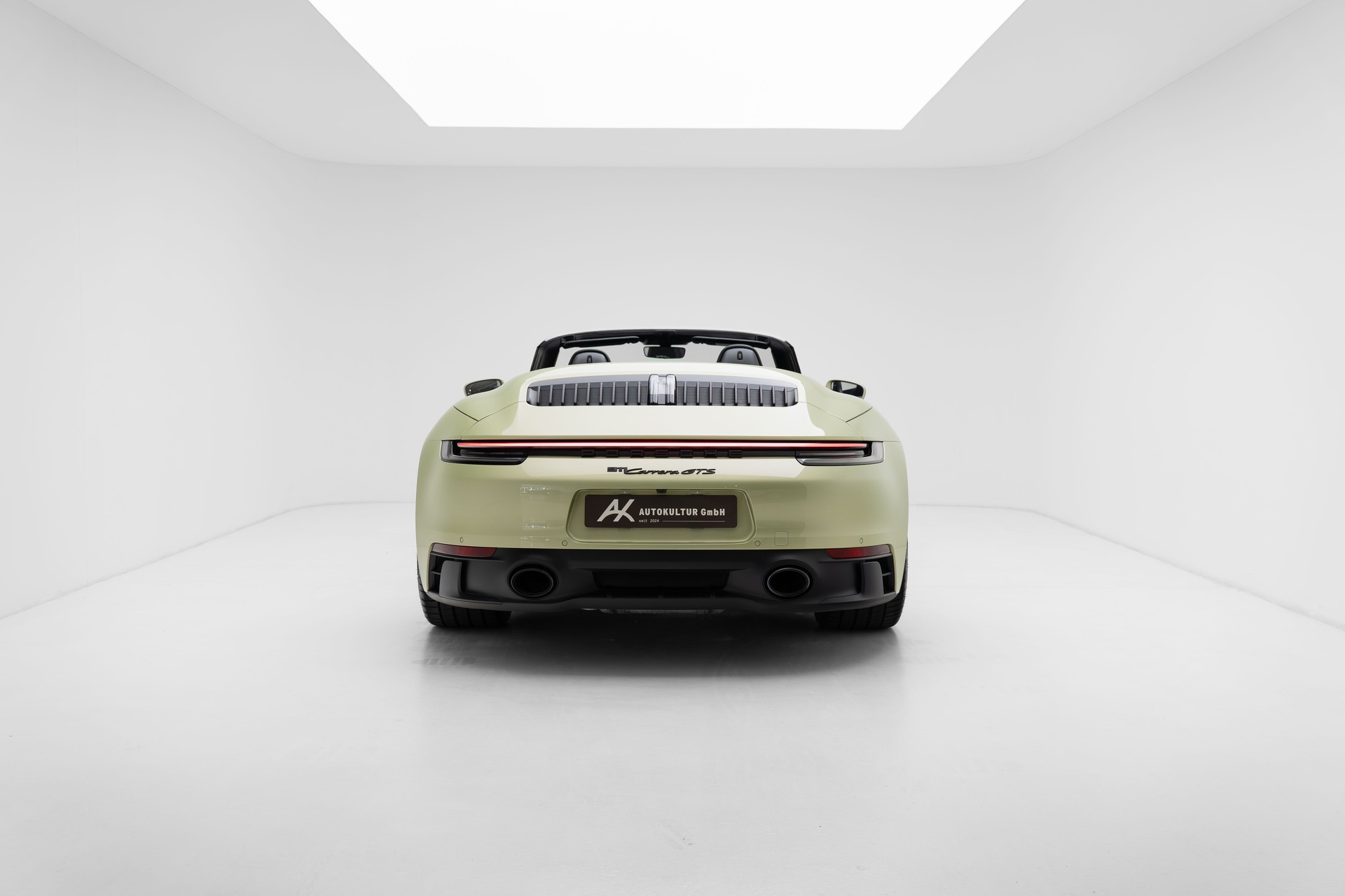 PORSCHE 911 Carrera GTS Cabriolet PDK - PTS Sonderlackierung-image-10