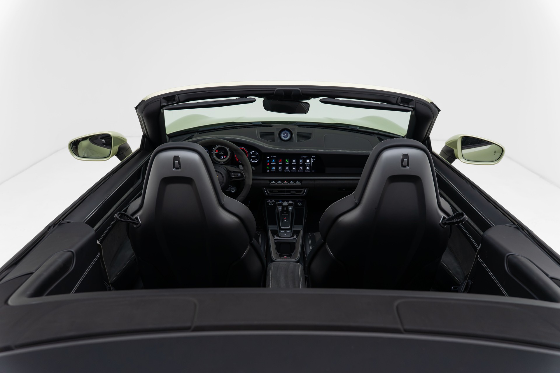 PORSCHE 911 Carrera GTS Cabriolet PDK - PTS Sonderlackierung-image-12