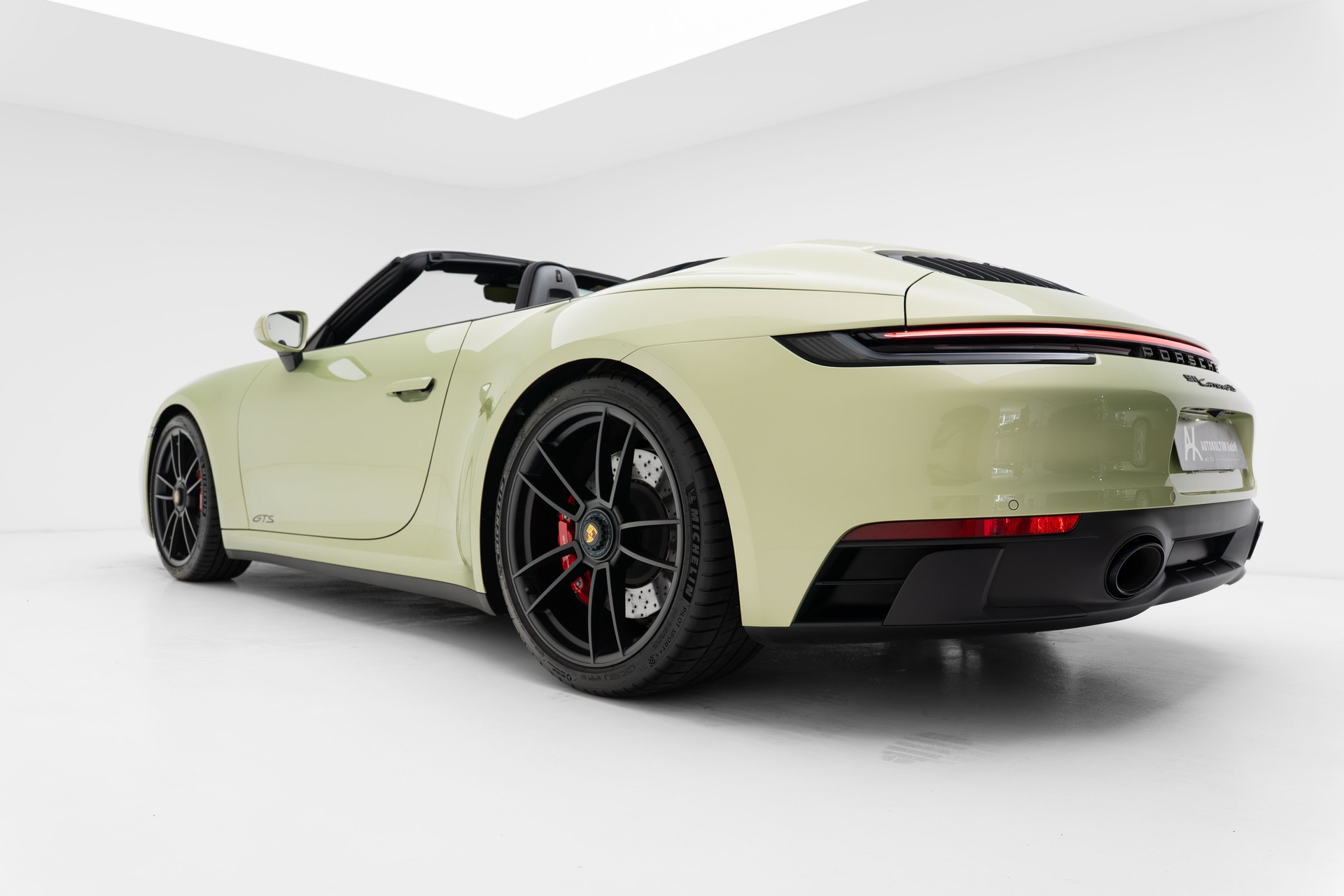 PORSCHE 911 Carrera GTS Cabriolet PDK - PTS Sonderlackierung-image-14