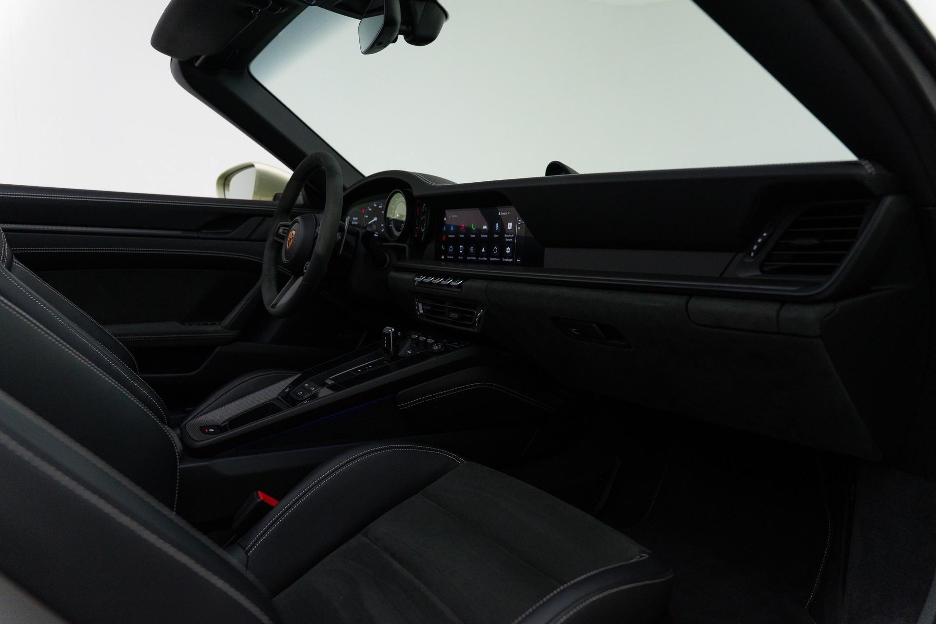 PORSCHE 911 Carrera GTS Cabriolet PDK - PTS Sonderlackierung-image-28
