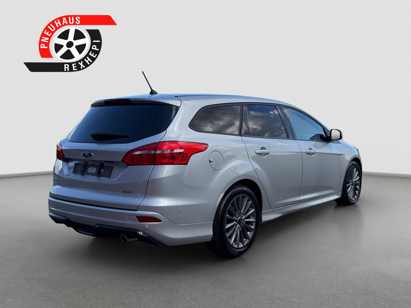 FORD Focus 1.5 SCTi ST Line Automatic-image-5