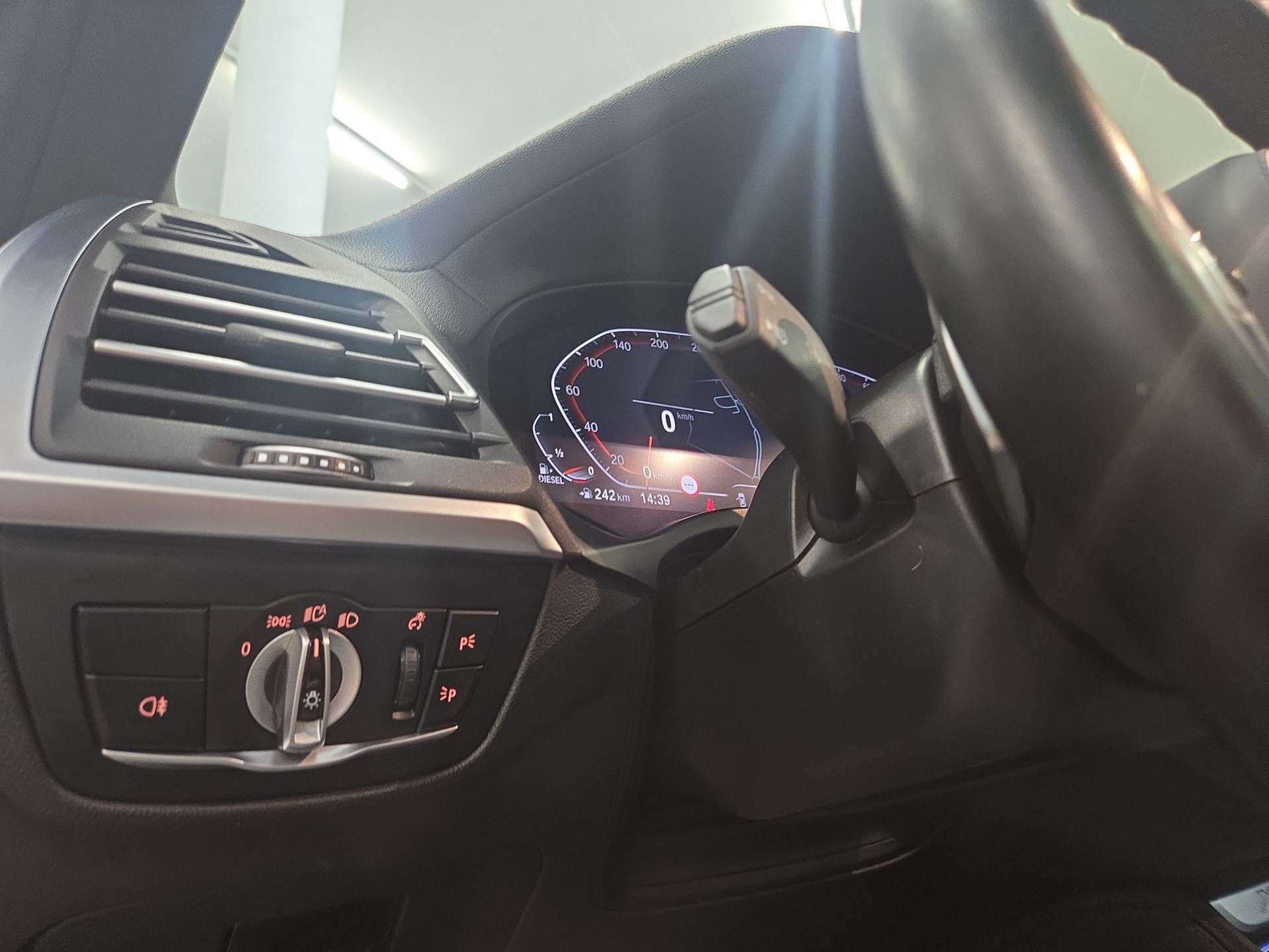 BMW X4 xDrive 48V 30d M Sport Steptronic-image-19