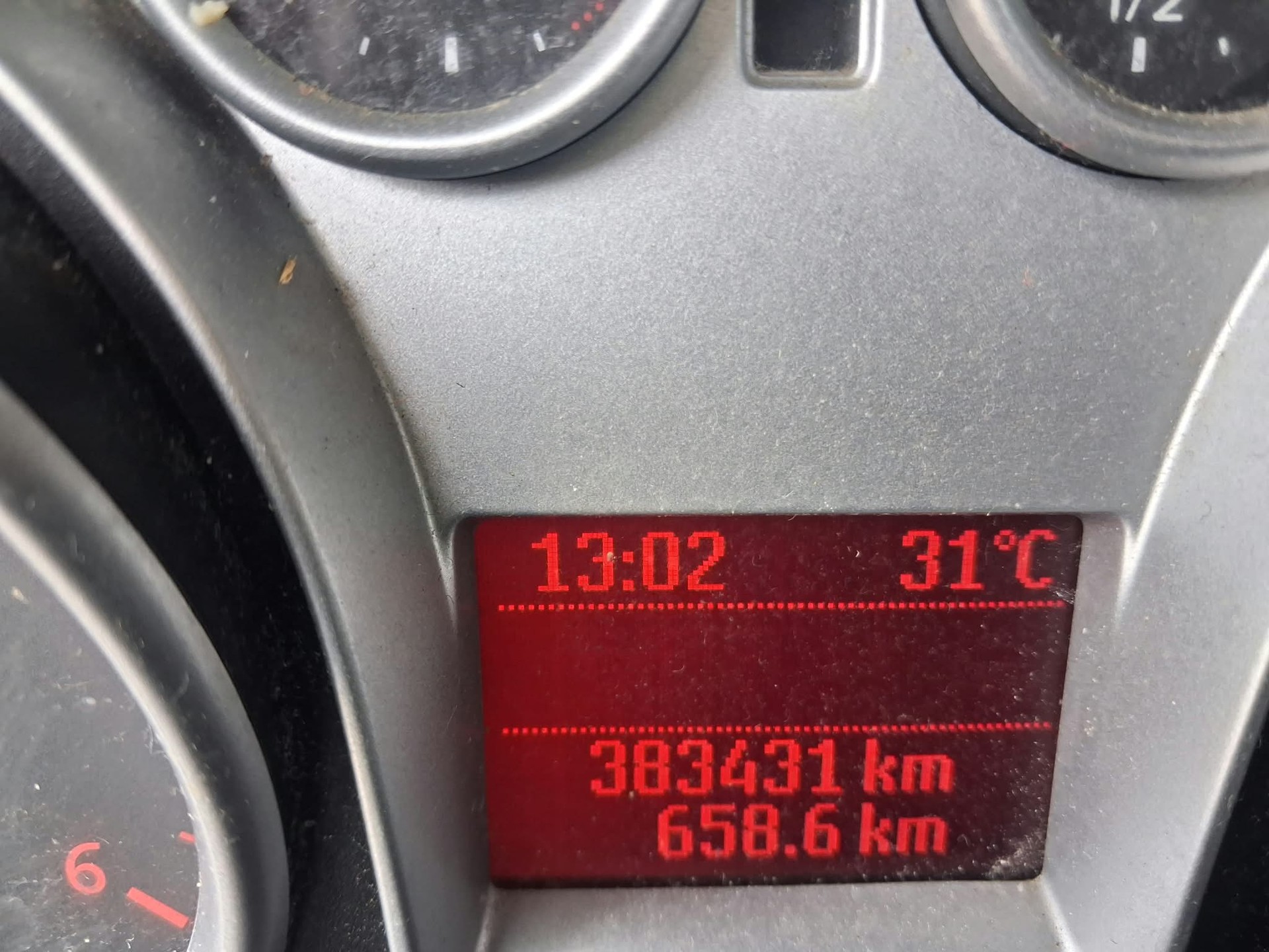 FORD Focus 1.6 TDCi ECOnetic Carving-image-9