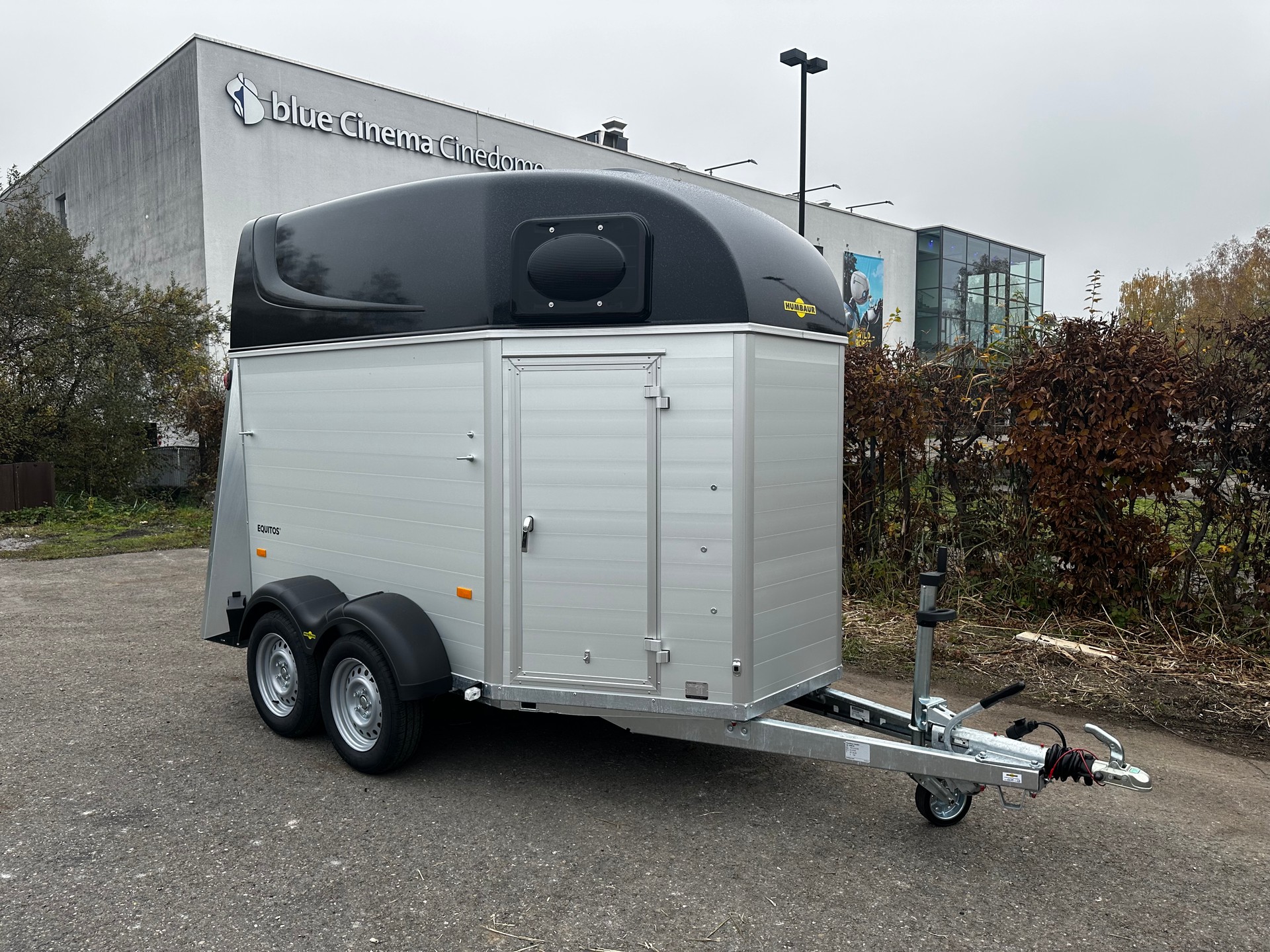 HUMBAUR Equitos Alu 2400-showroom-element-3