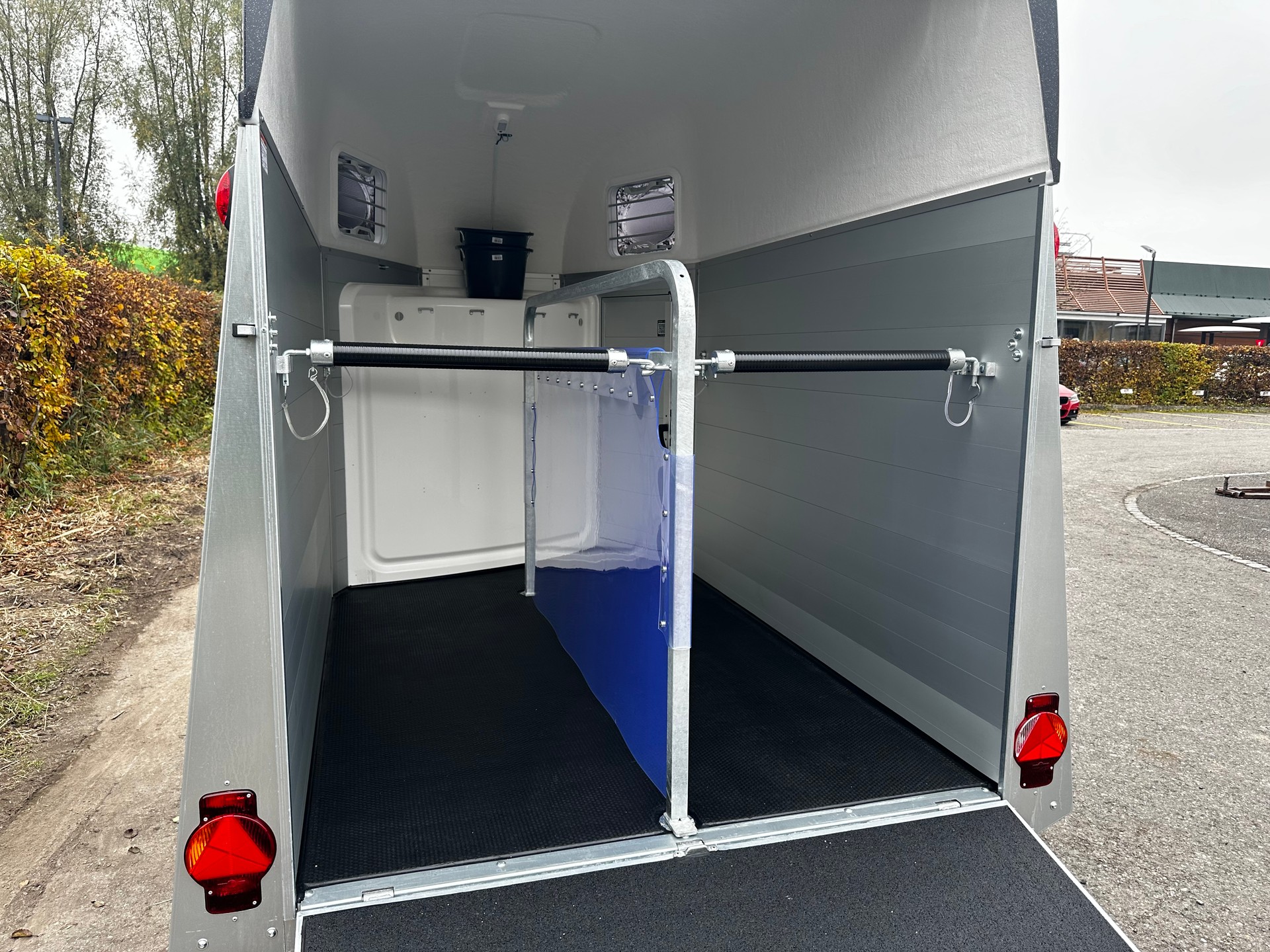 HUMBAUR Equitos Alu 2400-image-17