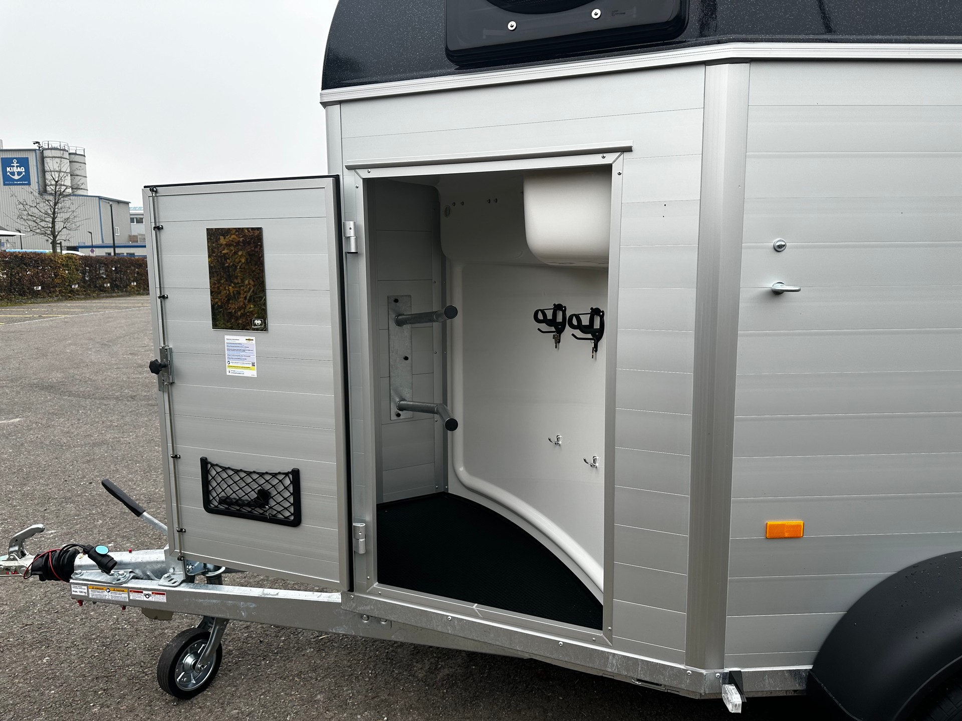 HUMBAUR Equitos Alu 2400-image-10