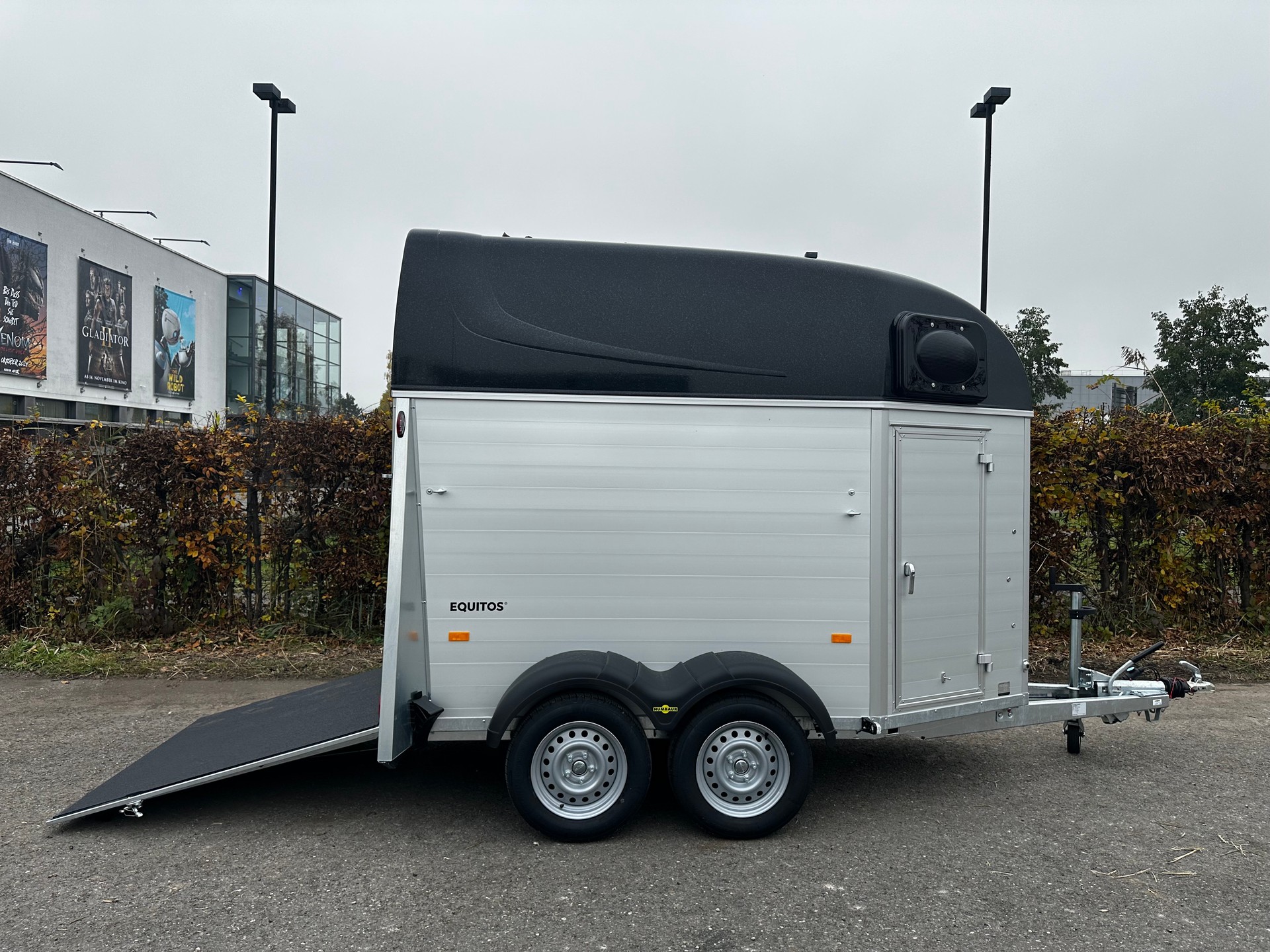 HUMBAUR Equitos Alu 2400-image-15