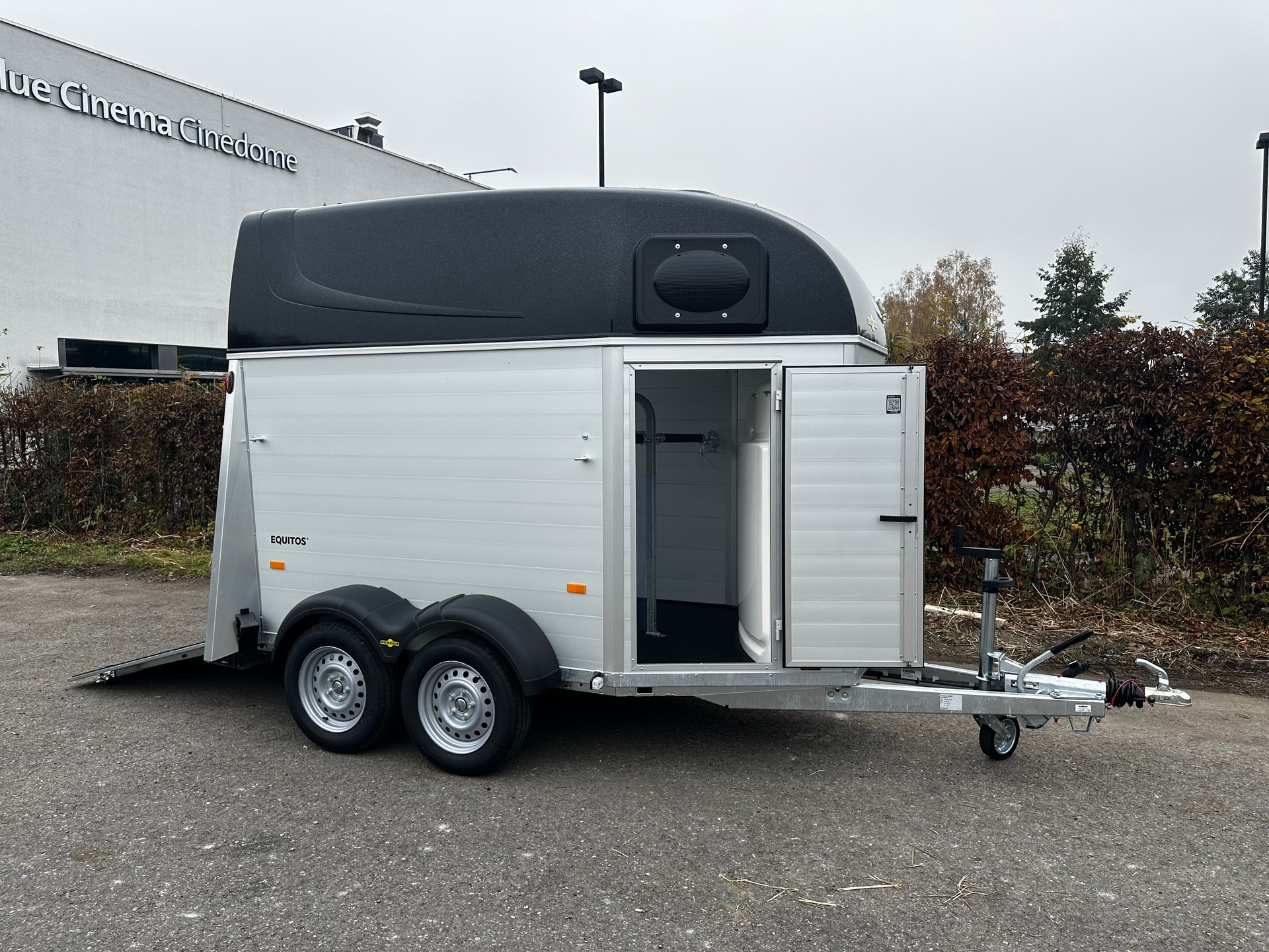 HUMBAUR Equitos Alu 2400-image-24