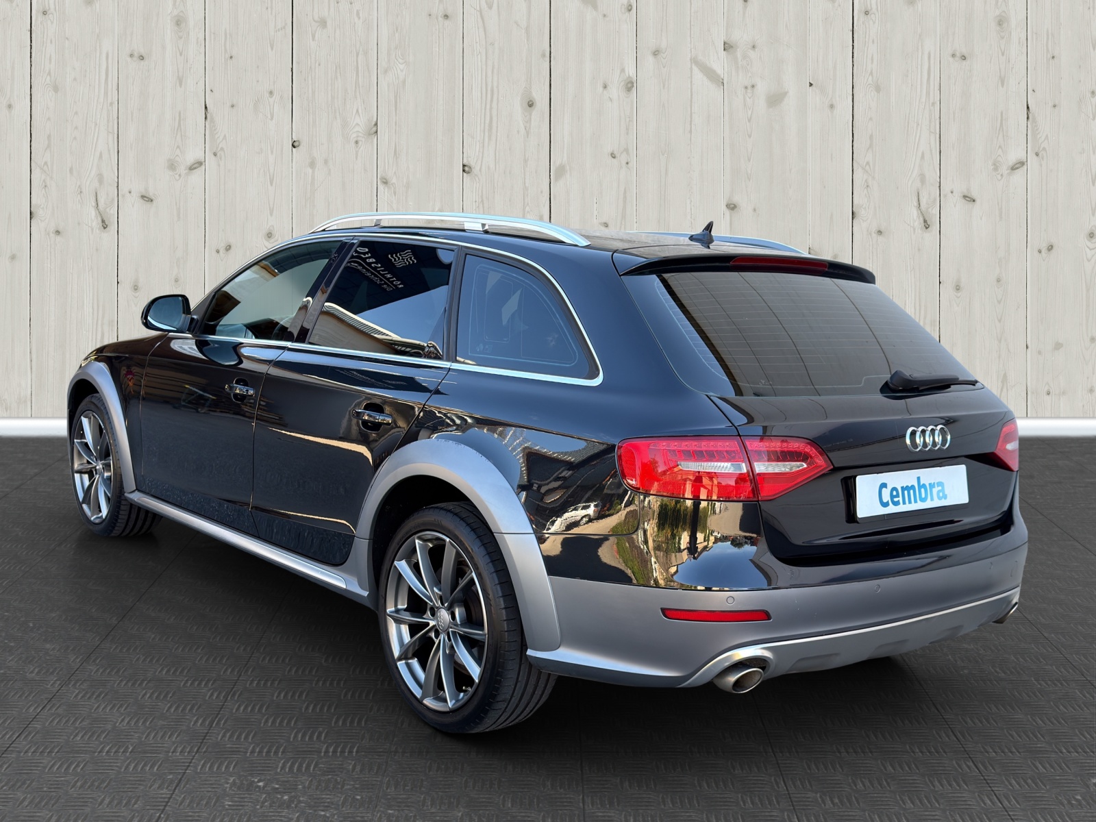 AUDI A4 allroad 3.0 TDI quattro S-tronic-image-4