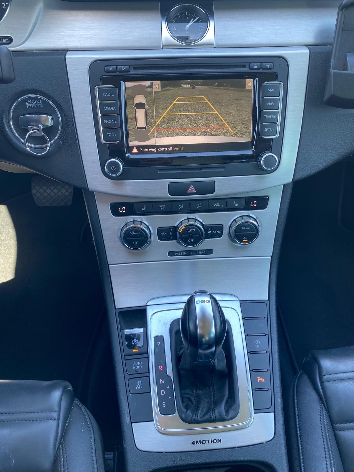 VW Passat Variant 2.0 TDI BMT Highline 4MDSG-image-11