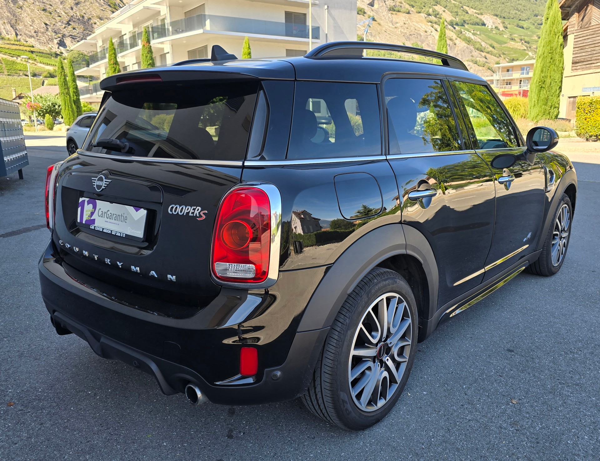 MINI Countryman Cooper S ALL4 Steptronic-image-5