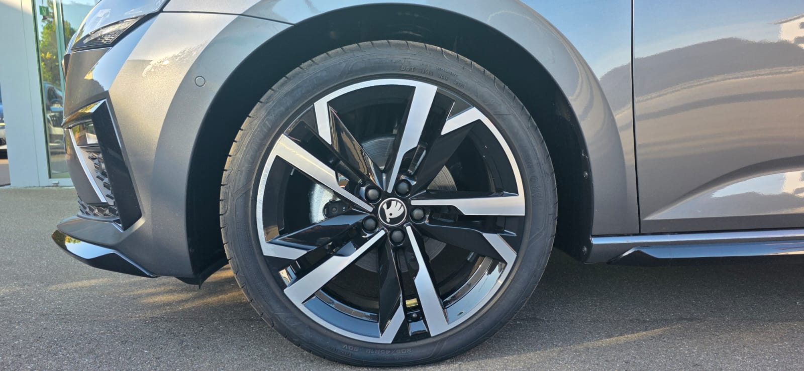 SKODA Scala 1.5 TSI Monte Carlo DSG-image-7