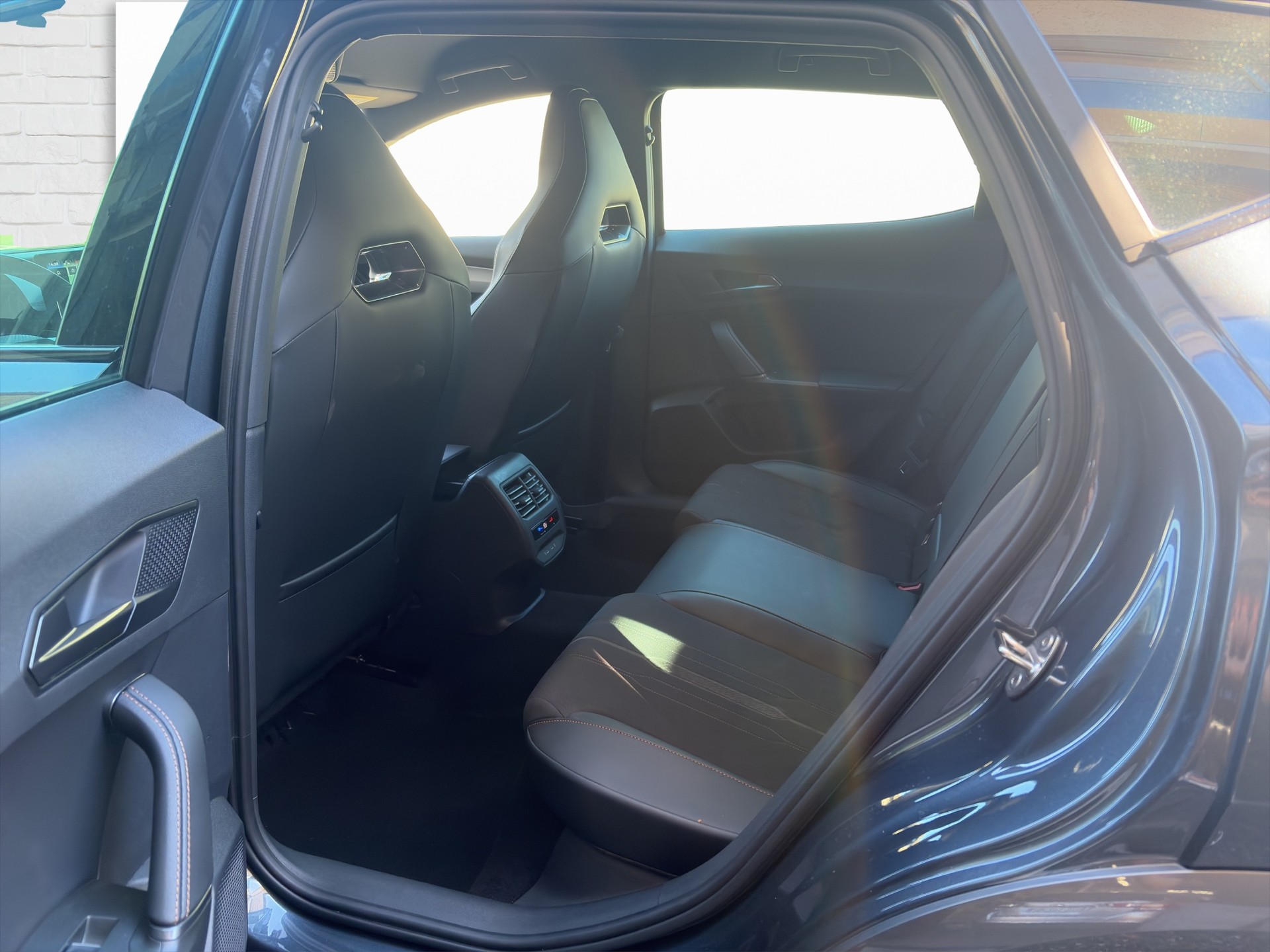 CUPRA Formentor 2.0TSI VZ 4Drive DSG-image-8